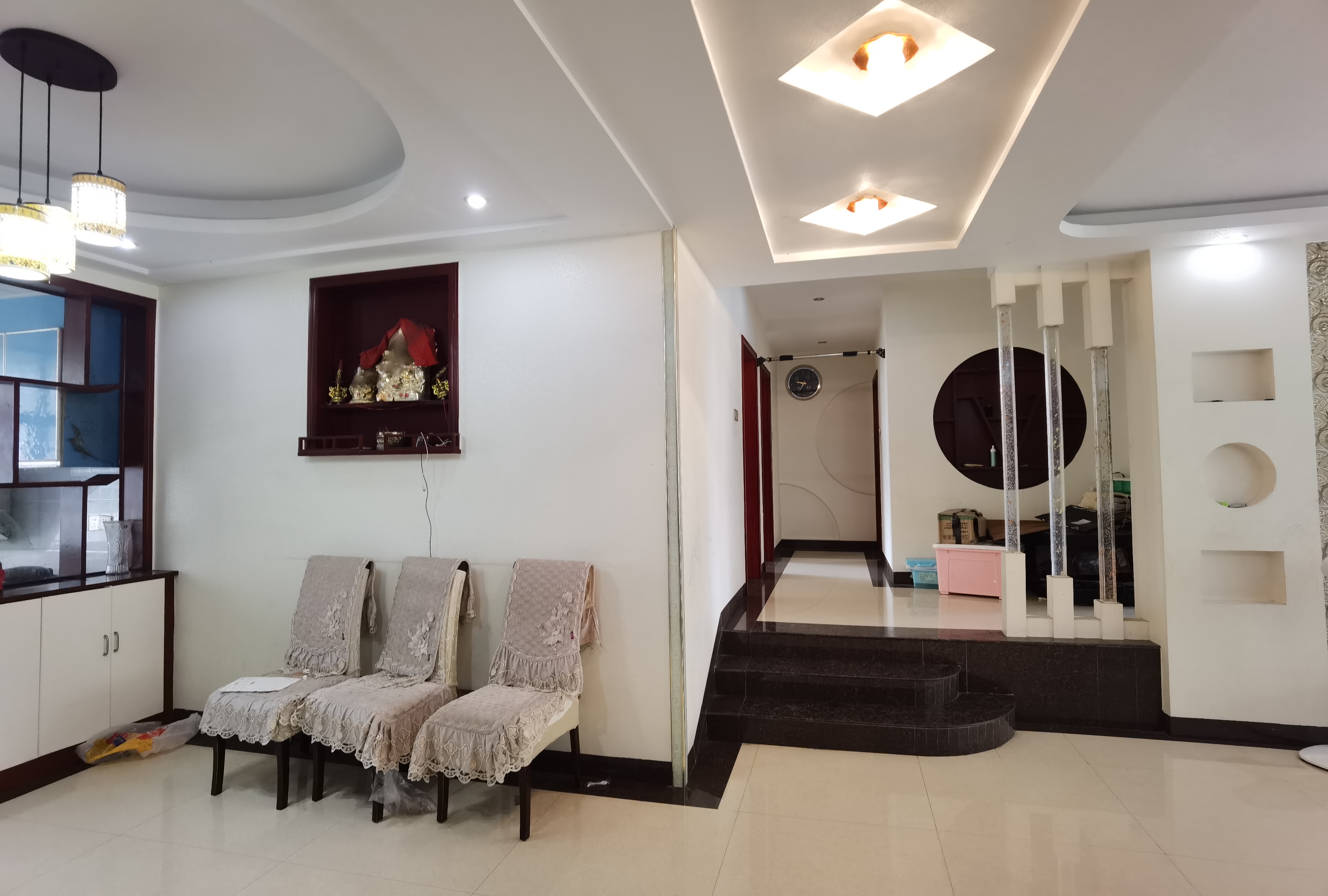 湘中园 4室2厅2卫 82.8万 湘中园 4室2厅2卫 82.8万客厅