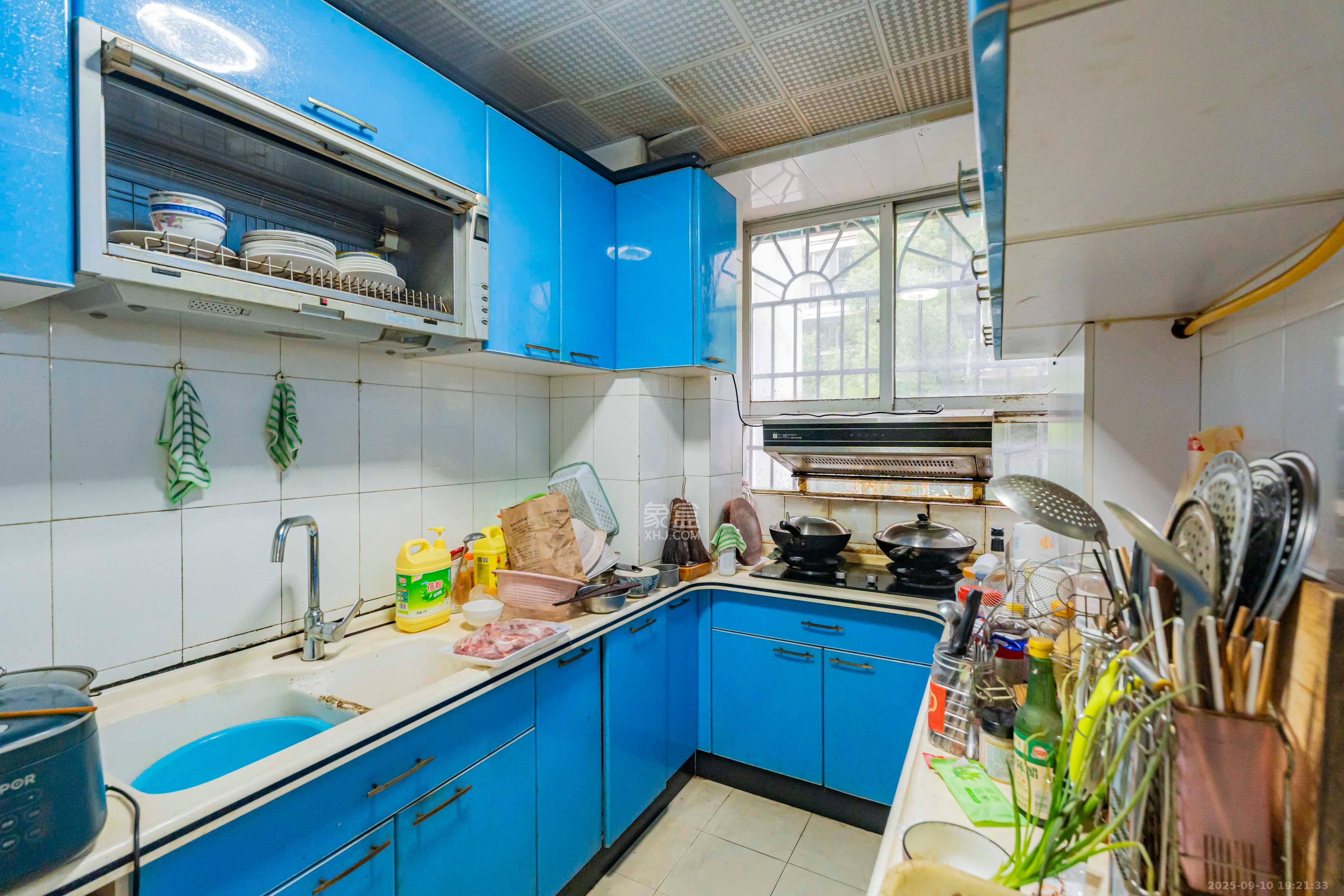 金帆小区 3室2厅2卫 78.0万 金帆小区 3室2厅2卫 78.0万厨房