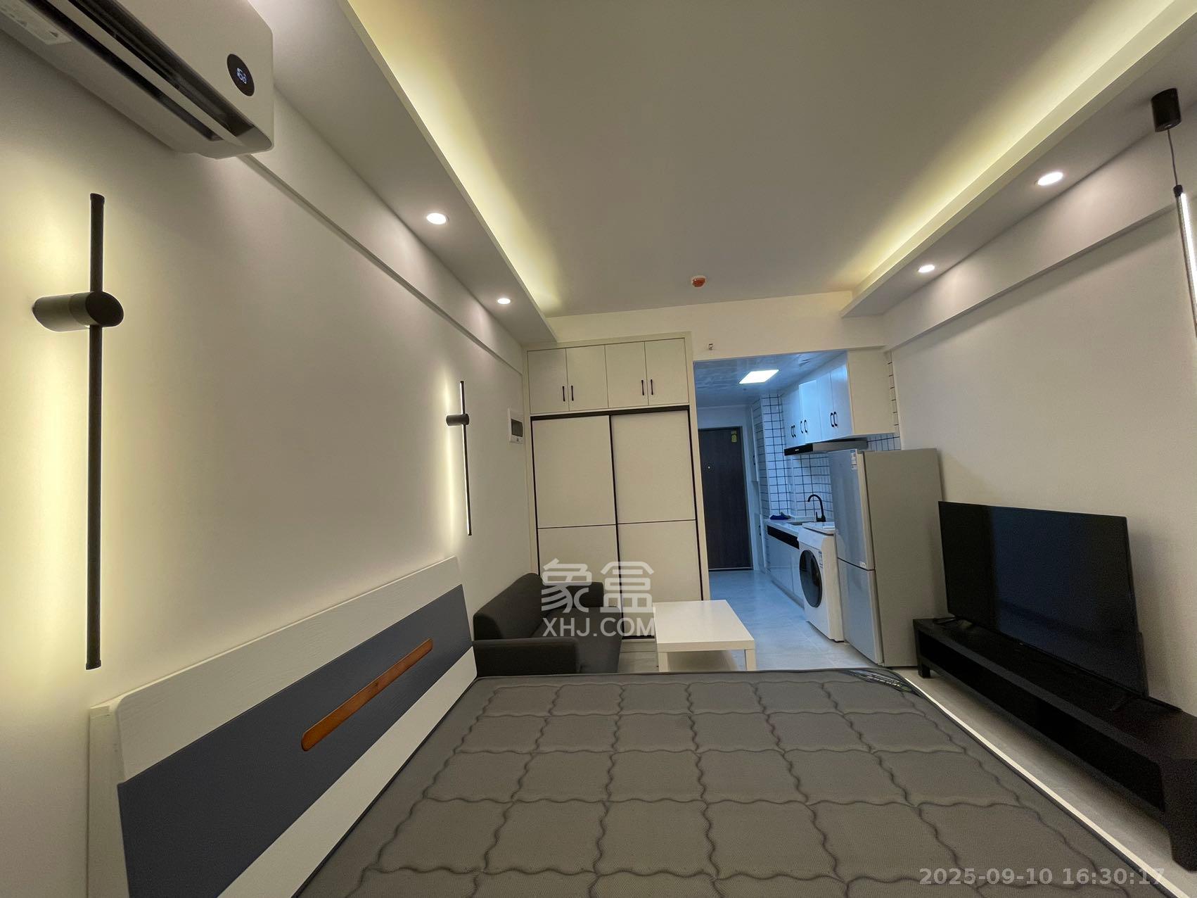 龙湖湘江星座(祺鑫星座公寓) 1室1厅1卫 1750.0元/月 龙湖湘江星座(祺鑫星座公寓) 1室1厅1卫 1750.0元/月室内图