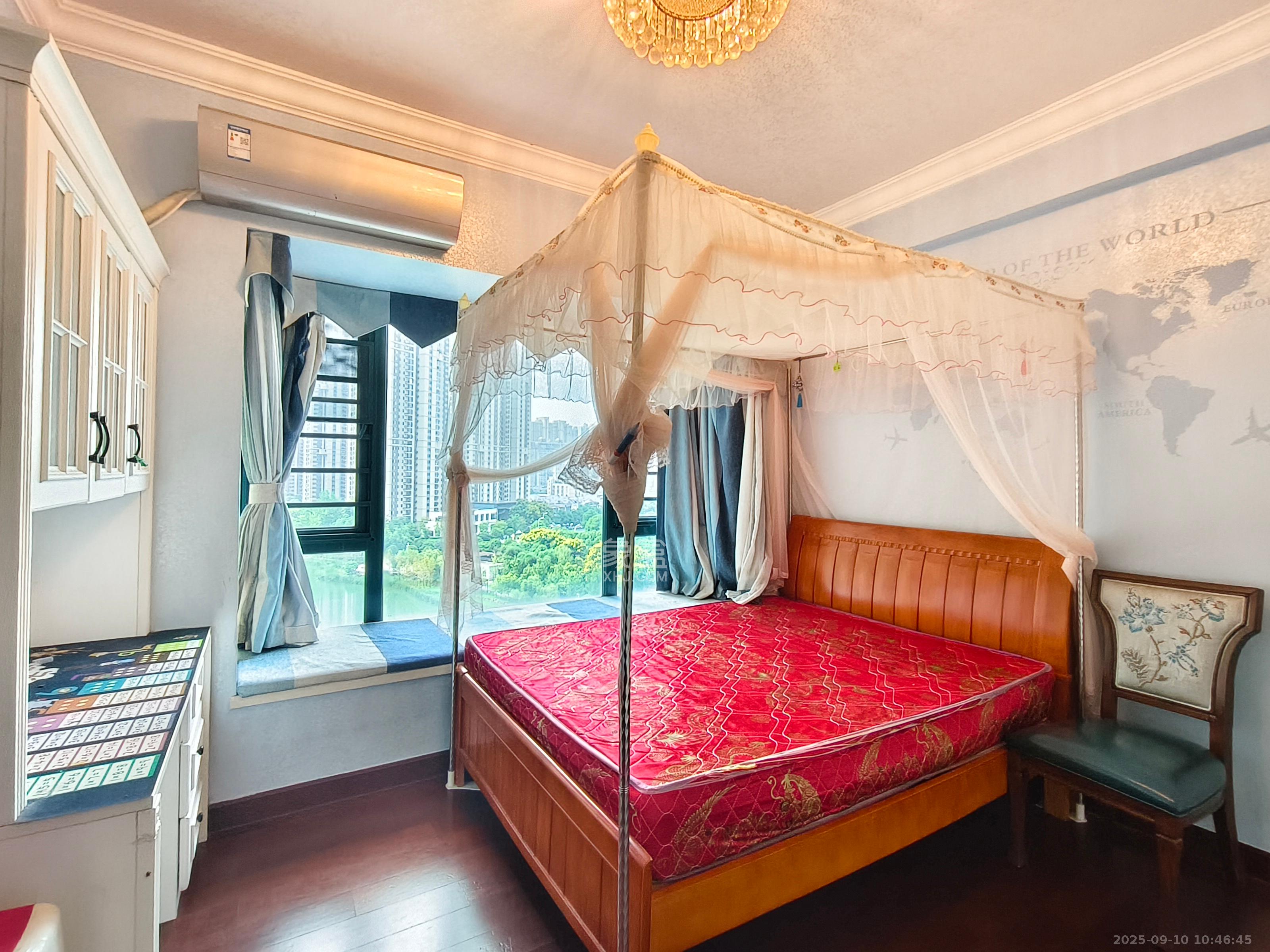 恒大御景湾 4室2厅2卫 4000.0元/月 恒大御景湾 4室2厅2卫 4000.0元/月室内图