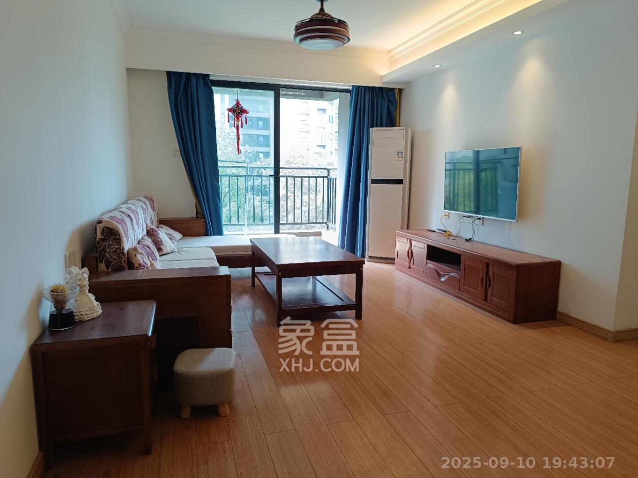 万科魅力之城 3室2厅2卫 2400.0元/月 万科魅力之城 3室2厅2卫 2400.0元/月室内图