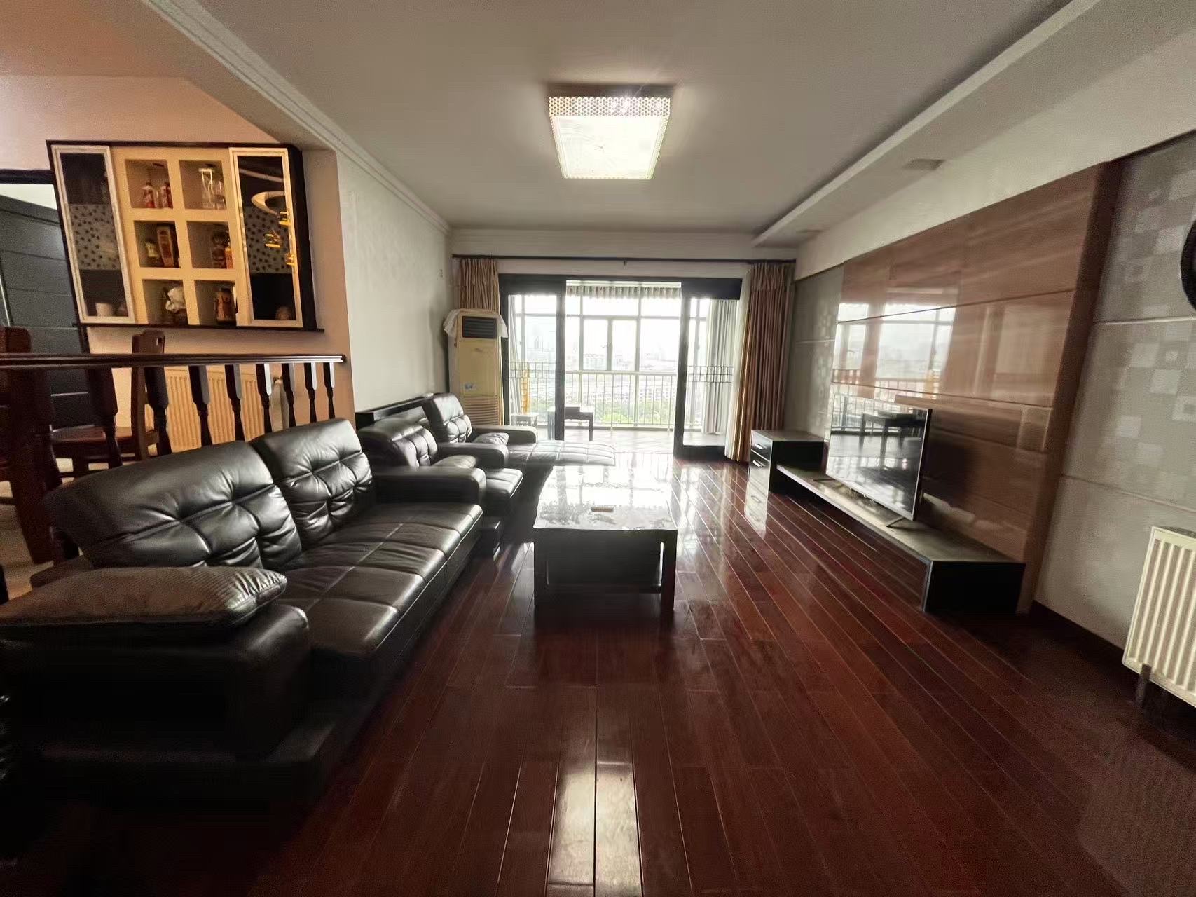 梦泽园  4室2厅2卫    5000.0元/月 梦泽园  4室2厅2卫    5000.0元/月户型图