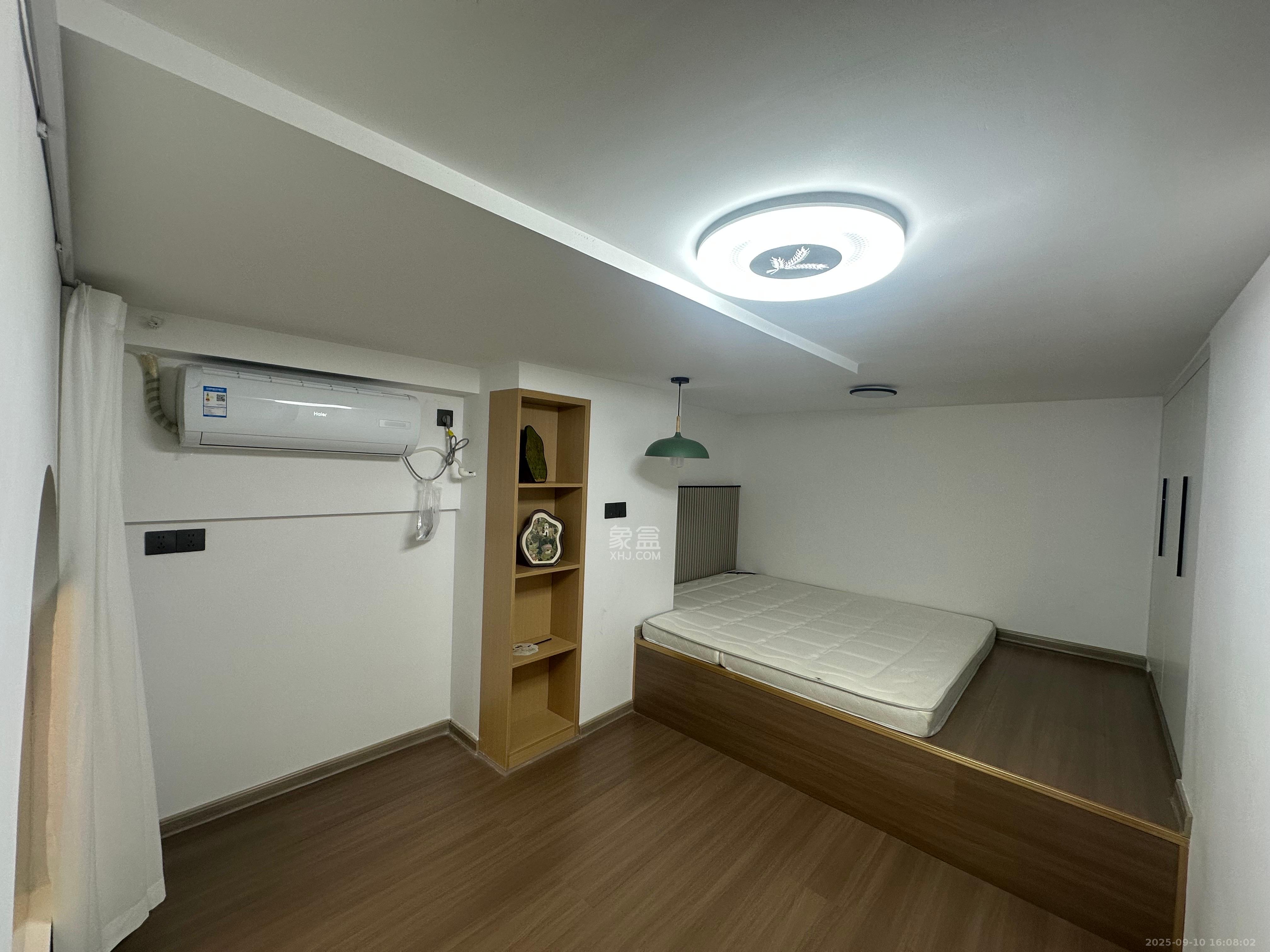 中建宝铂公馆  2室1厅1卫   3300.00元/月室内图