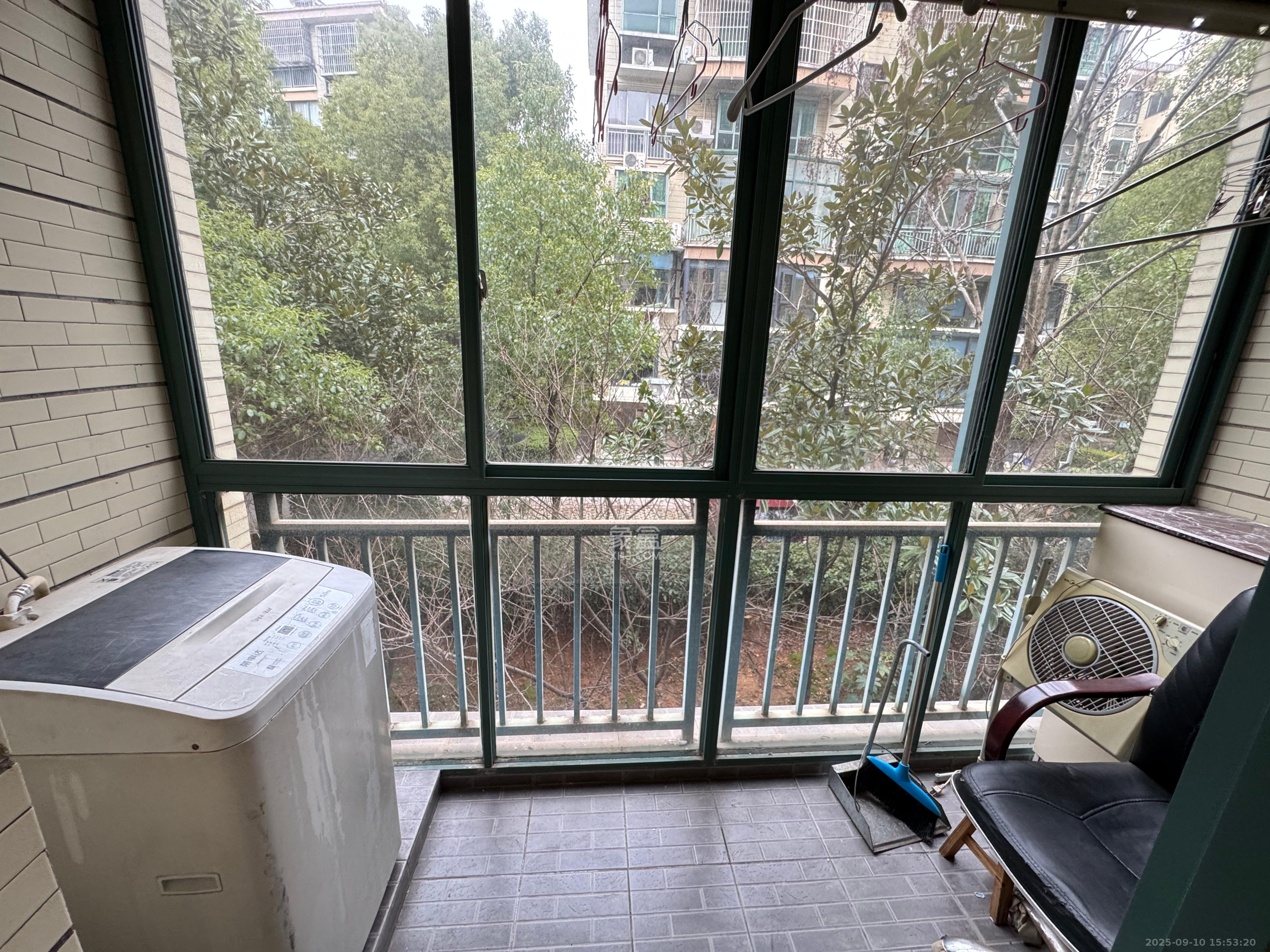 柠檬丽都  4室2厅2卫   2900.00元/月室内图
