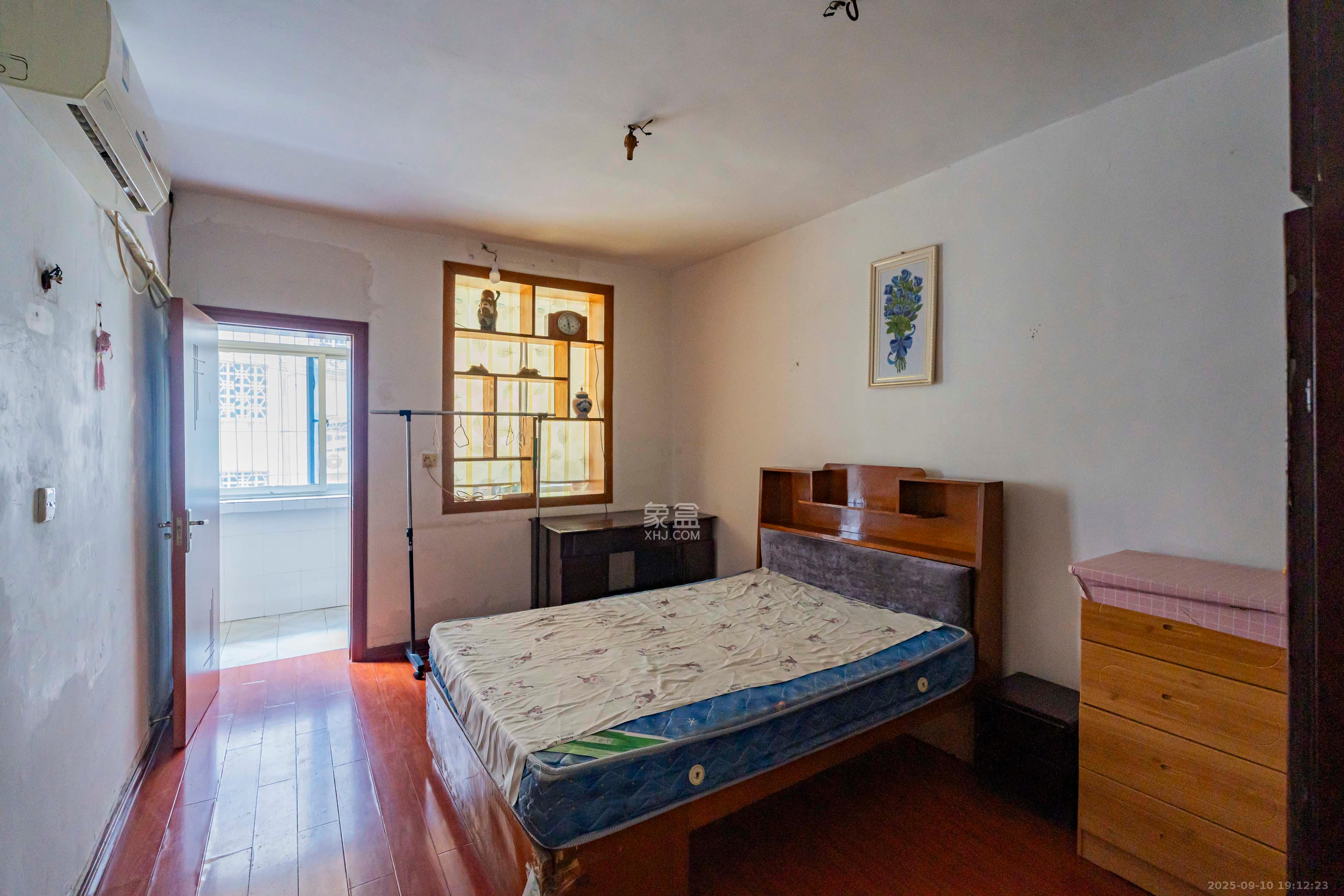 上麻园岭散盘 2室2厅1卫 54.5万 上麻园岭散盘 2室2厅1卫 54.5万卧室