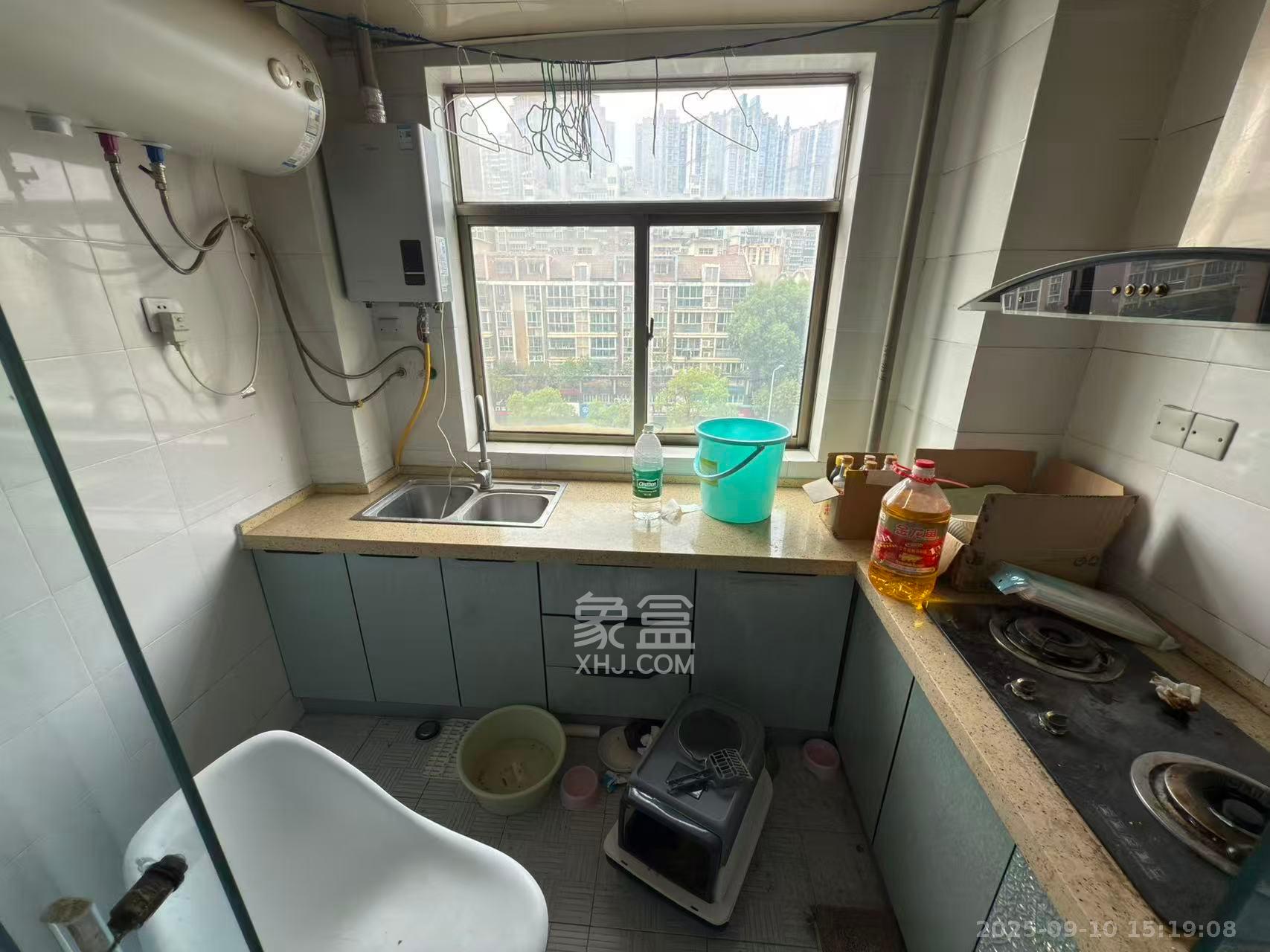 锦湘国际星城二期(锦雅苑) 2室1厅2卫 2200.0元/月 锦湘国际星城二期(锦雅苑) 2室1厅2卫 2200.0元/月室内图