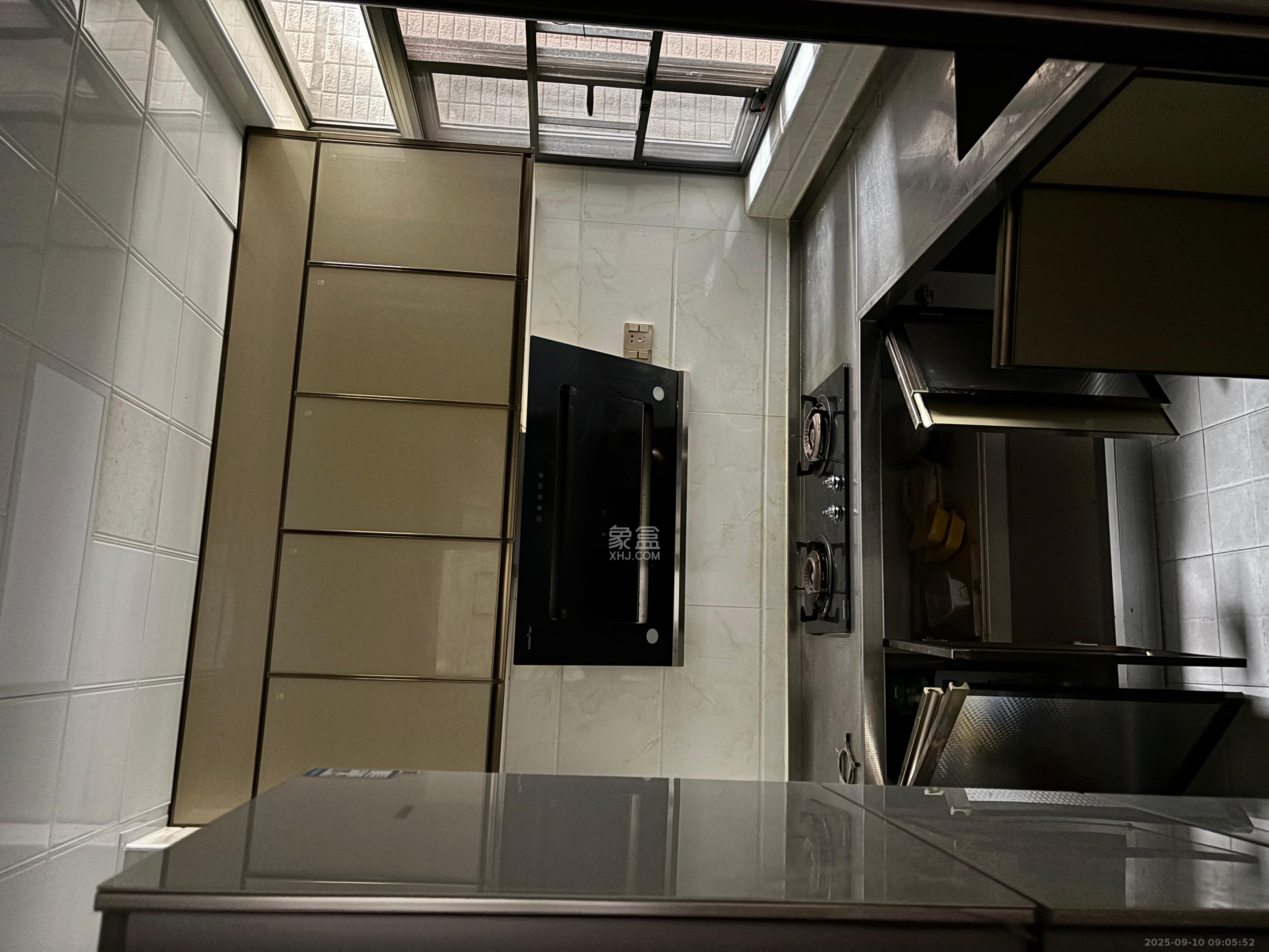 八方小区B区  3室2厅1卫    4000.0元/月 八方小区B区  3室2厅1卫    4000.0元/月室内图