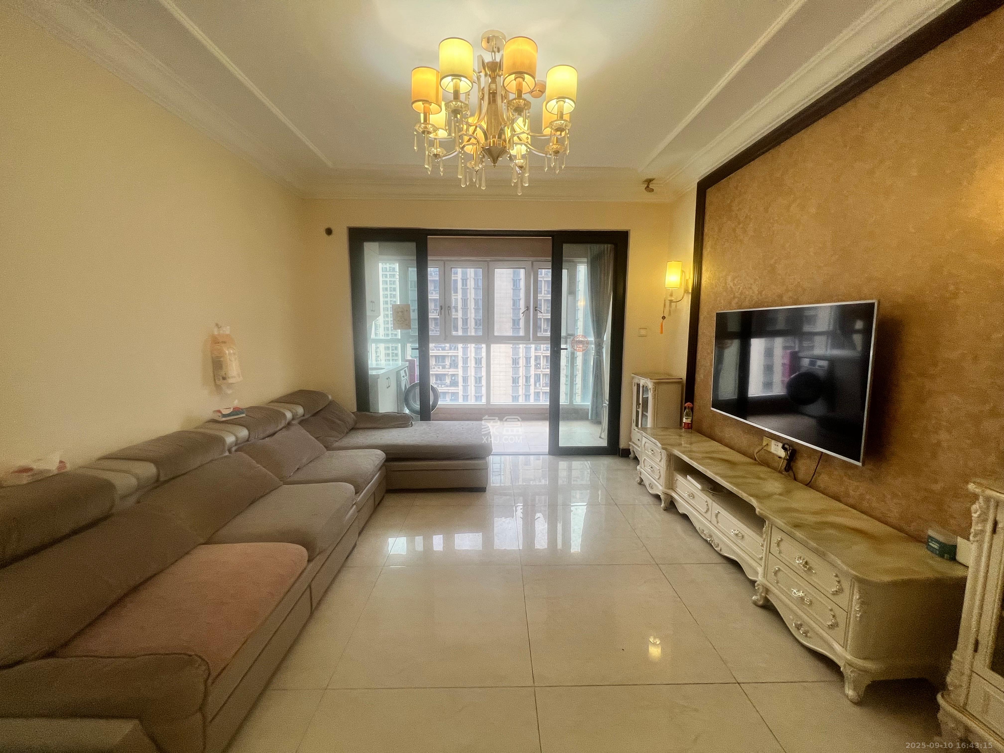 恒大国际广场  3室2厅1卫    2500.0元/月 恒大国际广场  3室2厅1卫    2500.0元/月