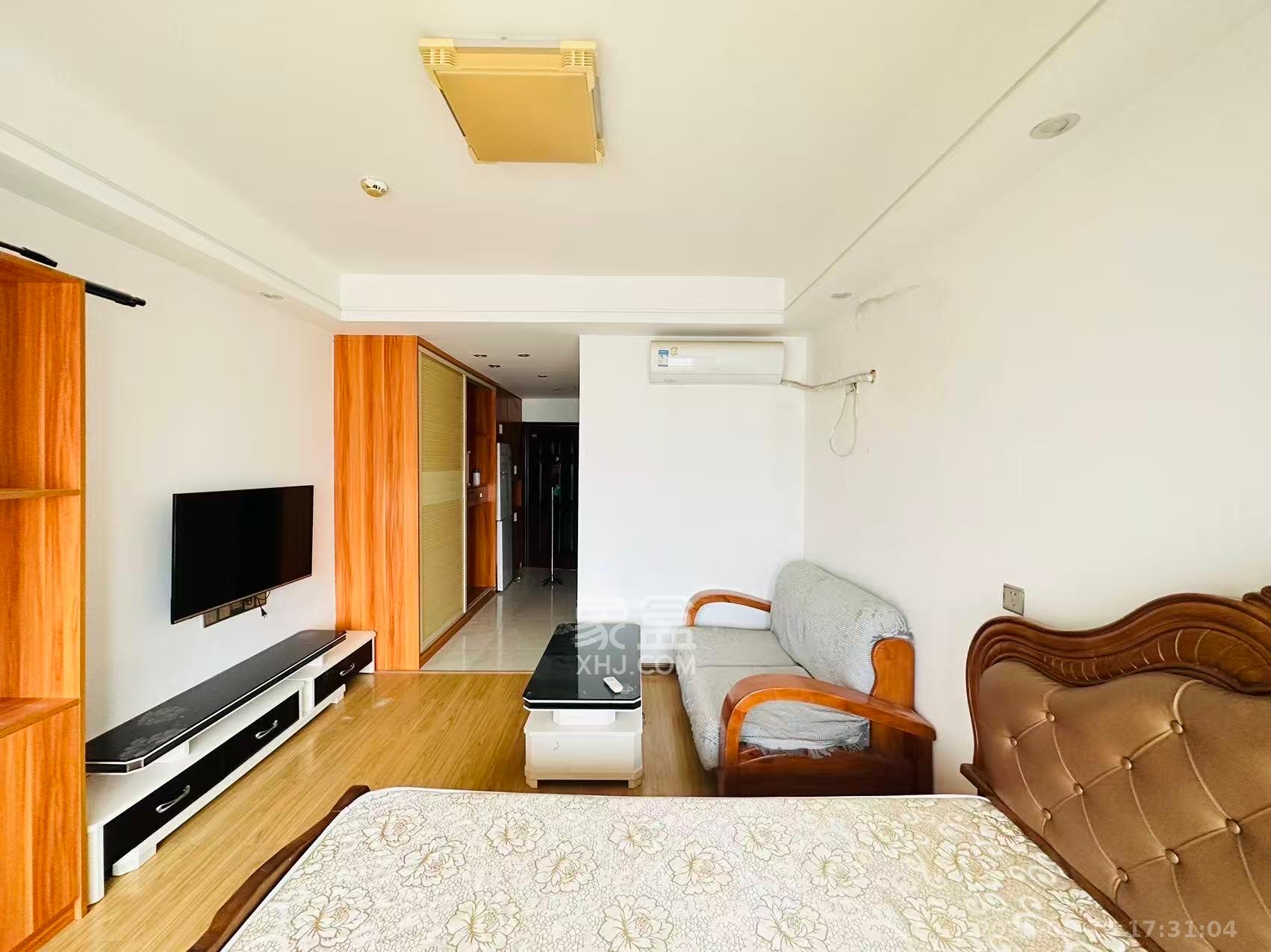 雅阁国际  1室1厅1卫    1400.0元/月户型图