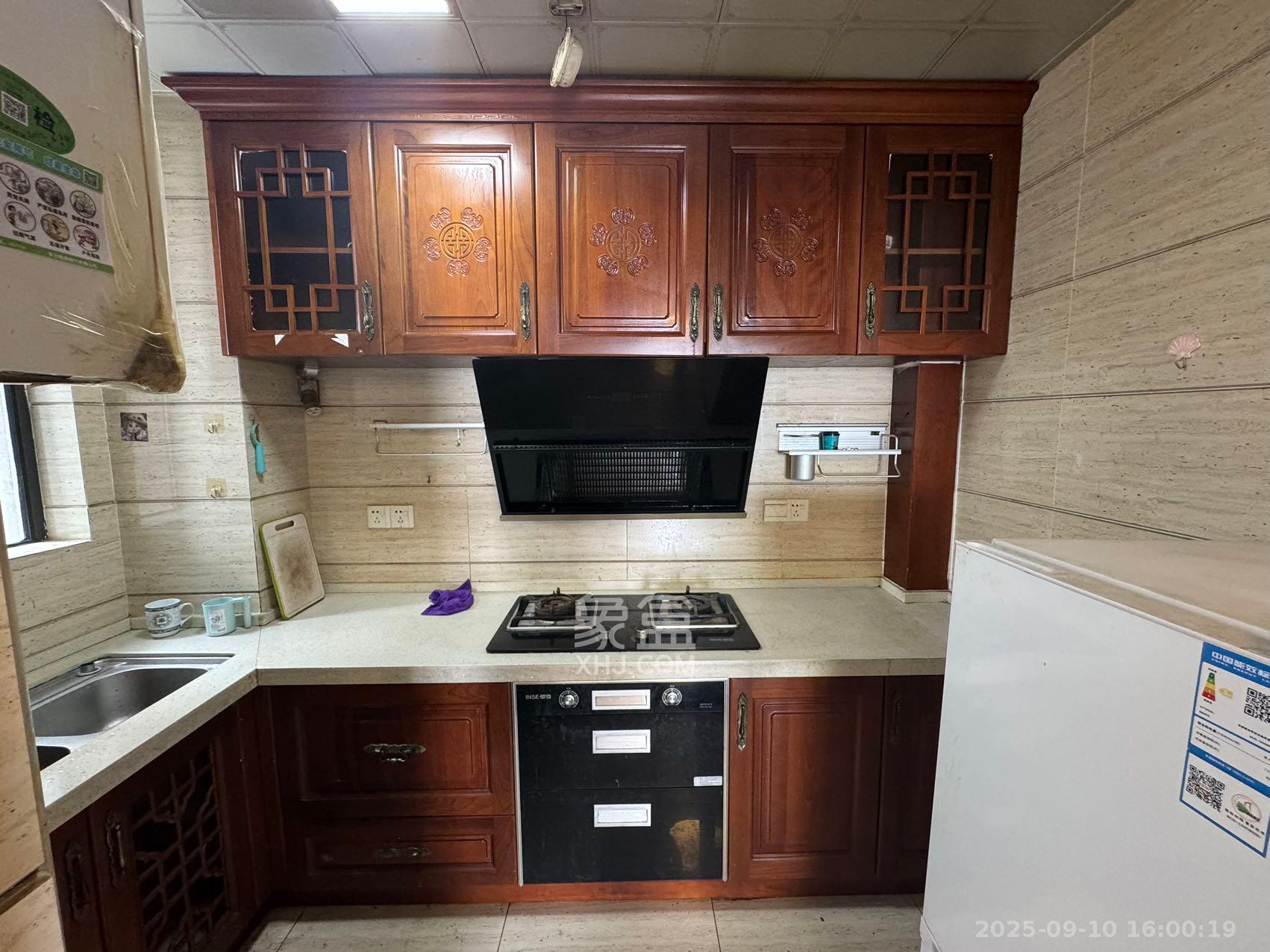 湘域熙岸  2室2厅1卫    2500.0元/月室内图