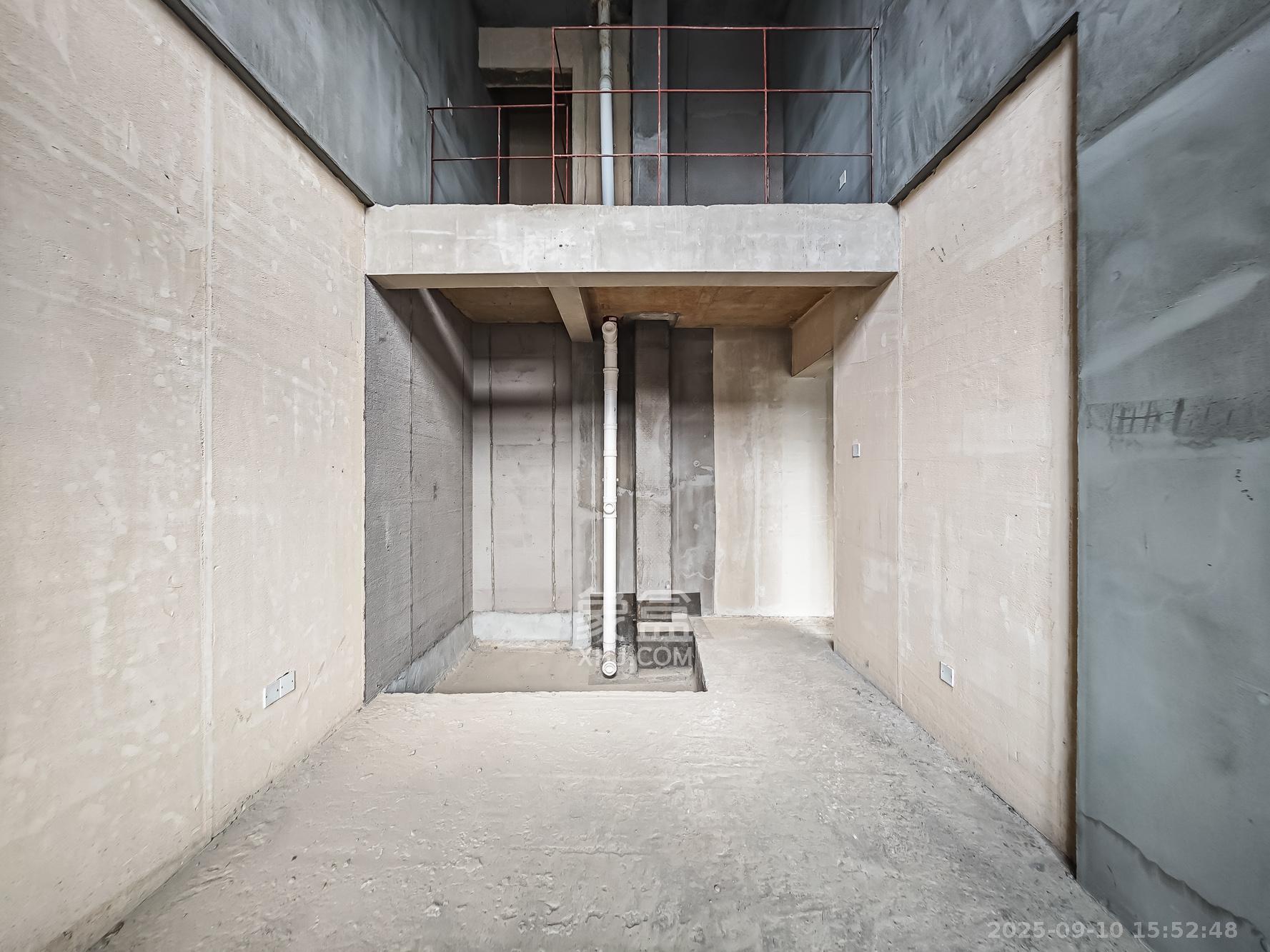 卓越青竹湖 3室2厅2卫 98.0万 卓越青竹湖 3室2厅2卫 98.0万卧室