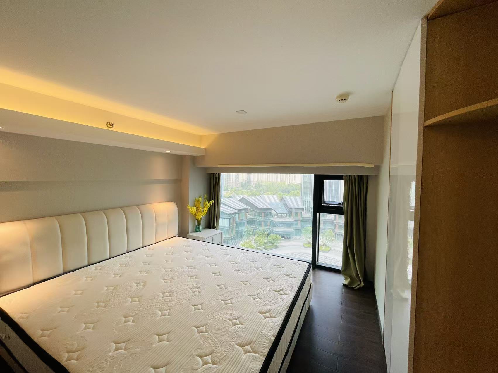 达美寰宇中心 2室2厅1卫 2200.0元/月 达美寰宇中心 2室2厅1卫 2200.0元/月户型图