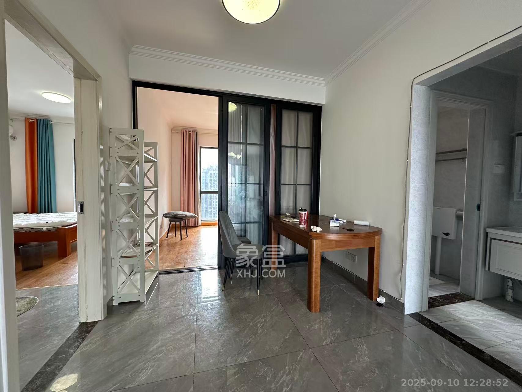 里约荟  3室2厅2卫    3200.0元/月室内图