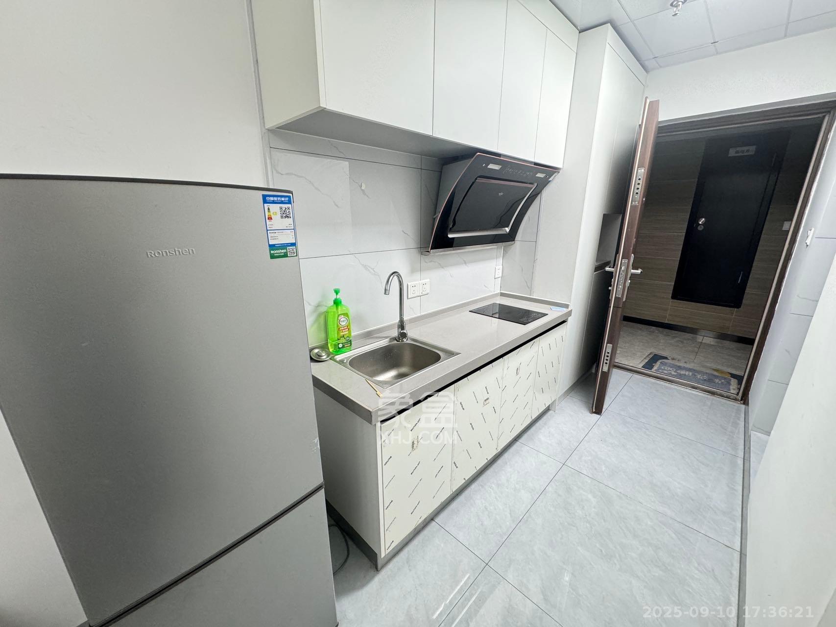 君合新城玺樾 1室1厅1卫 1200.0元/月 君合新城玺樾 1室1厅1卫 1200.0元/月室内图