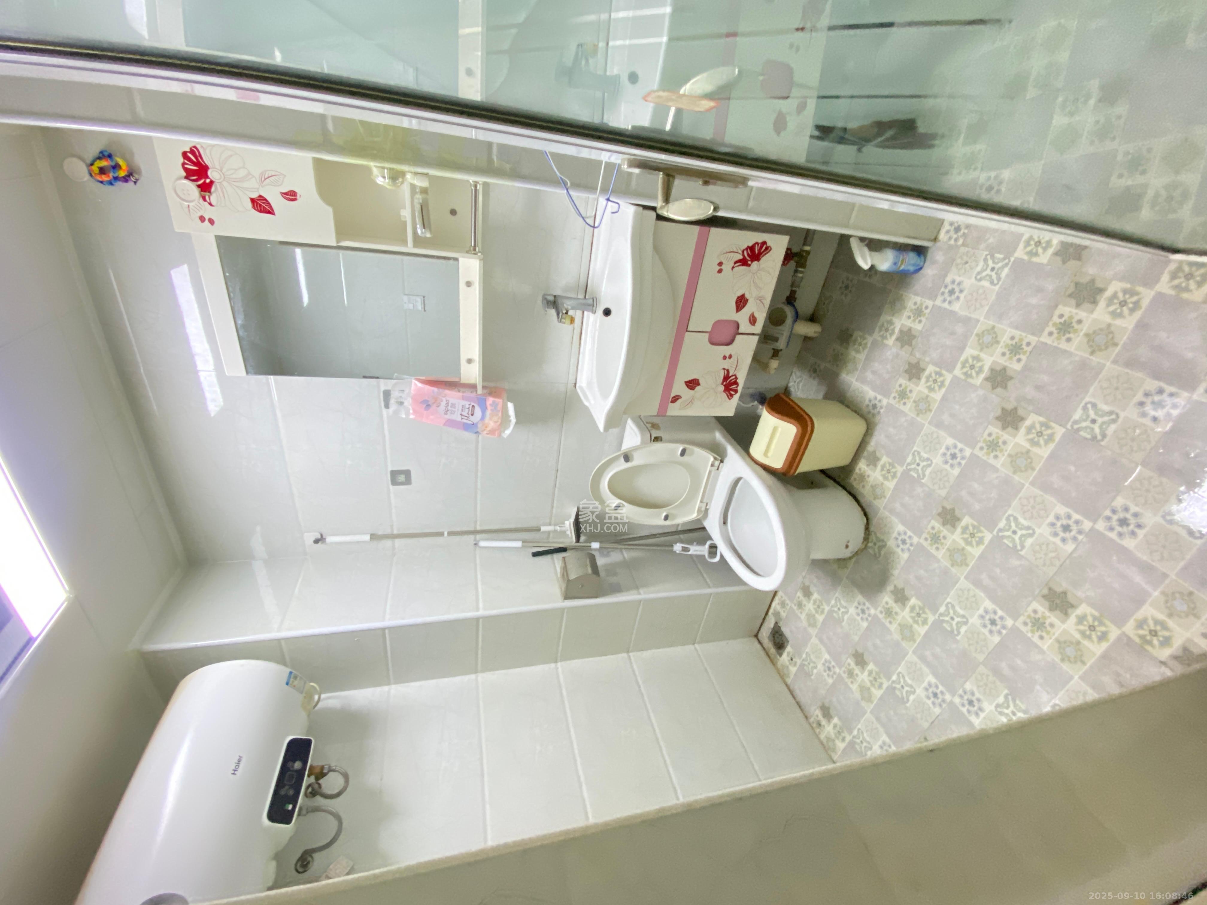 海德公园  1室1厅1卫    1200.0元/月室内图