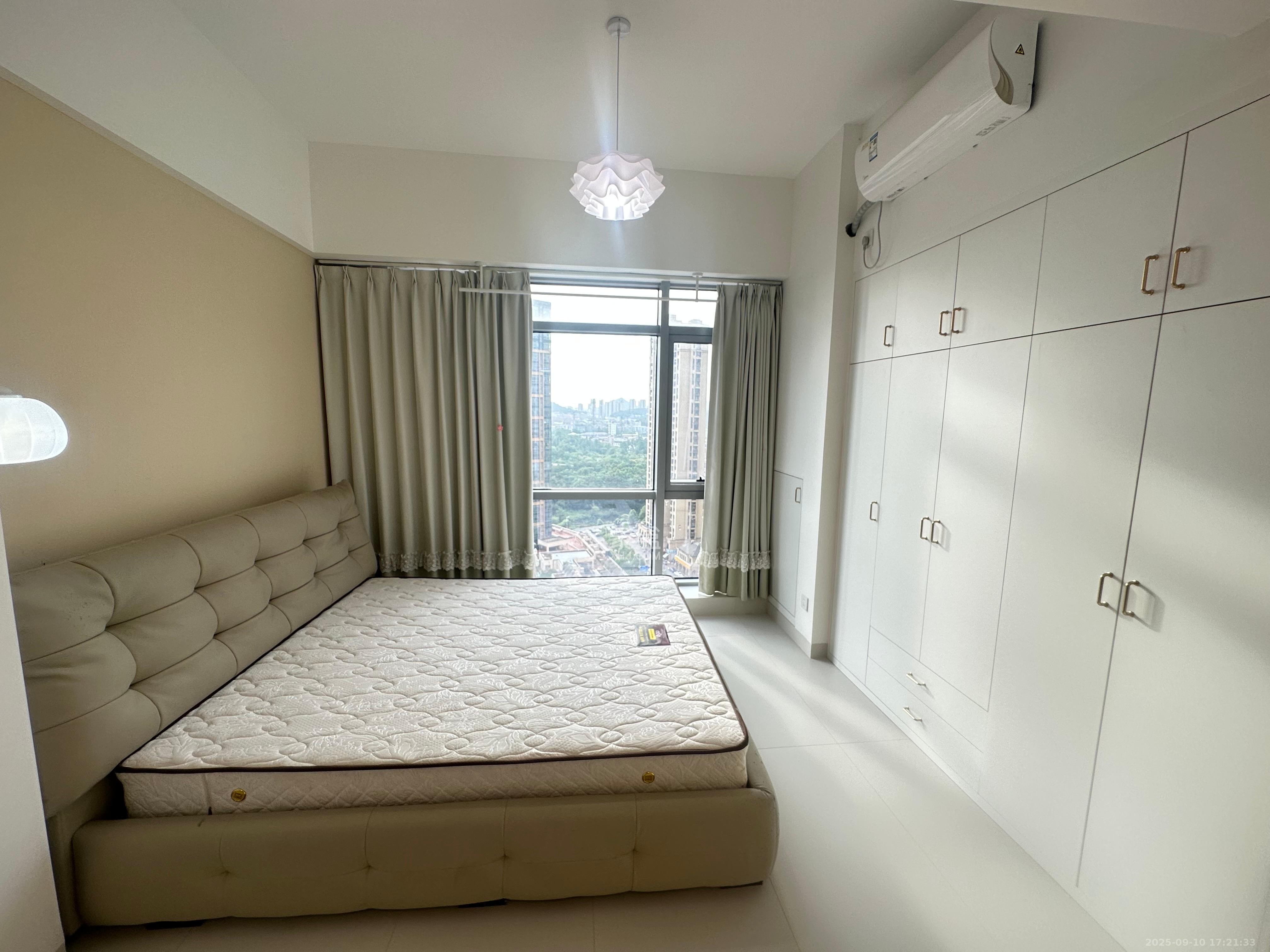 奥克斯缔壹城 1室1厅1卫 1700.0元/月 奥克斯缔壹城 1室1厅1卫 1700.0元/月室内图