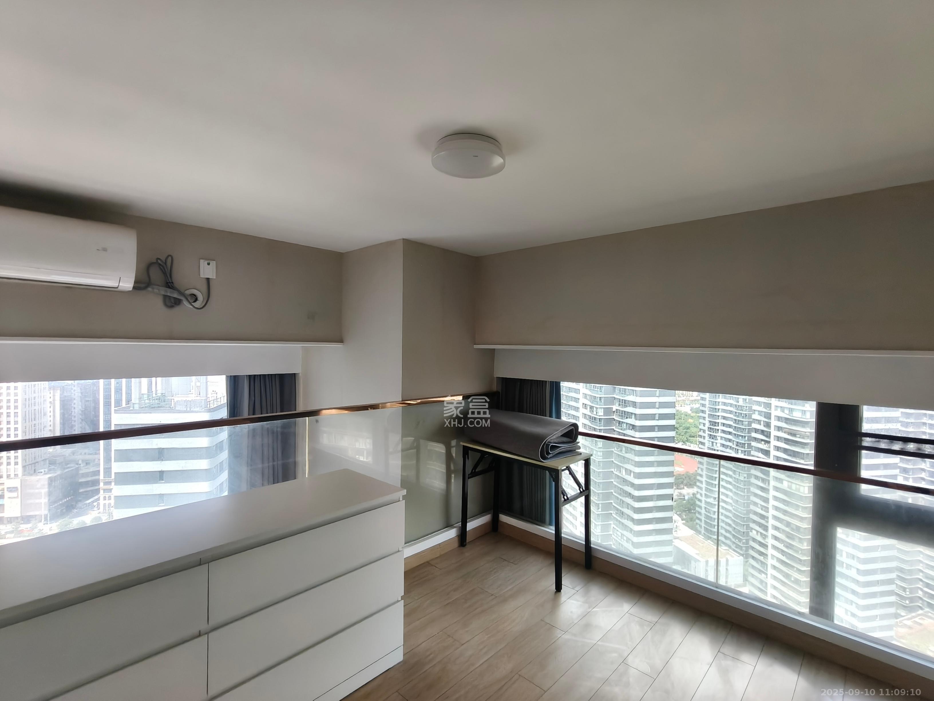 远洋外滩壹号 1室1厅1卫 2300.0元/月 远洋外滩壹号 1室1厅1卫 2300.0元/月室内图