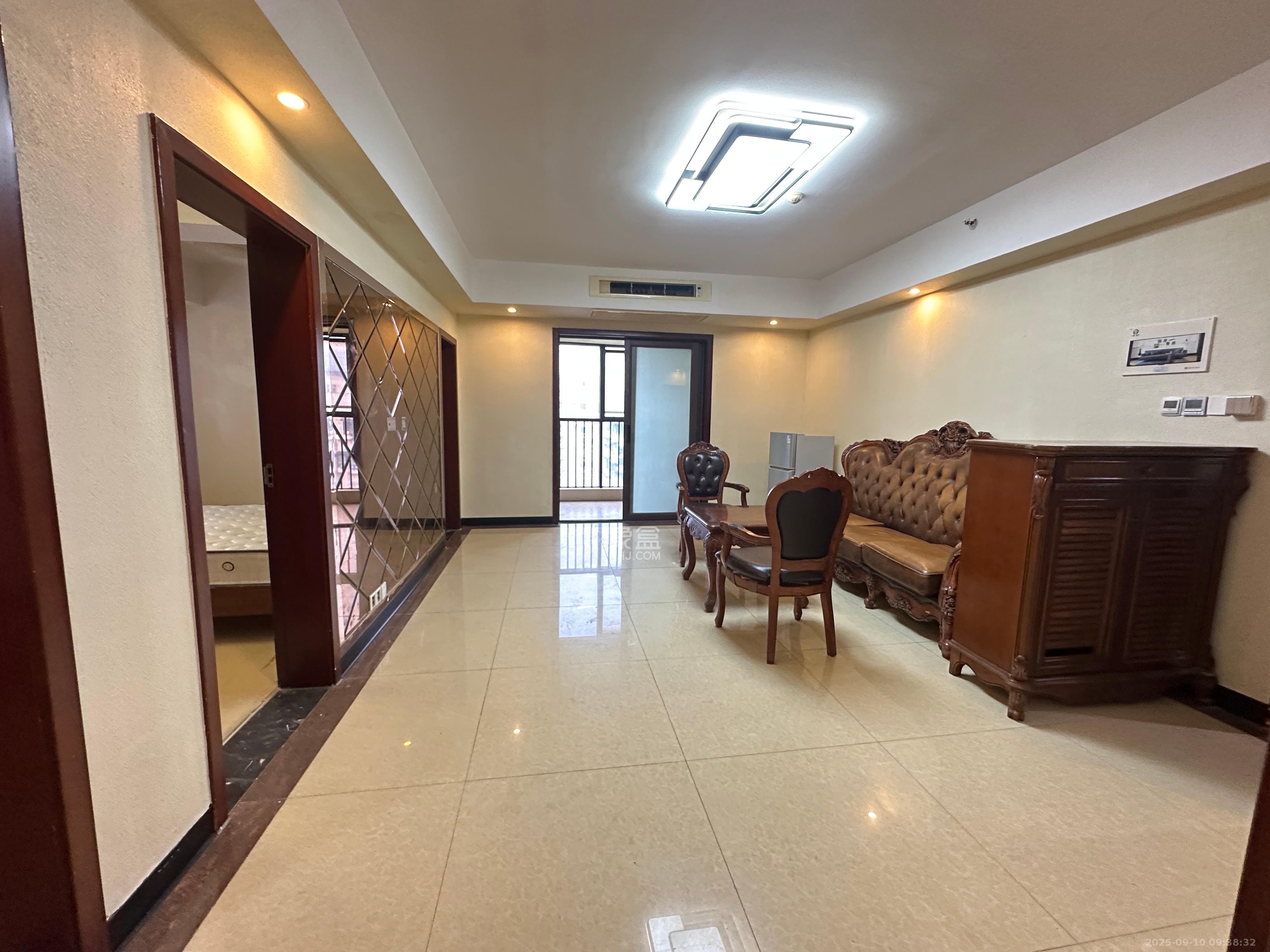 东塘瑞府 3室1厅1卫 2600.0元/月 东塘瑞府 3室1厅1卫 2600.0元/月室内图