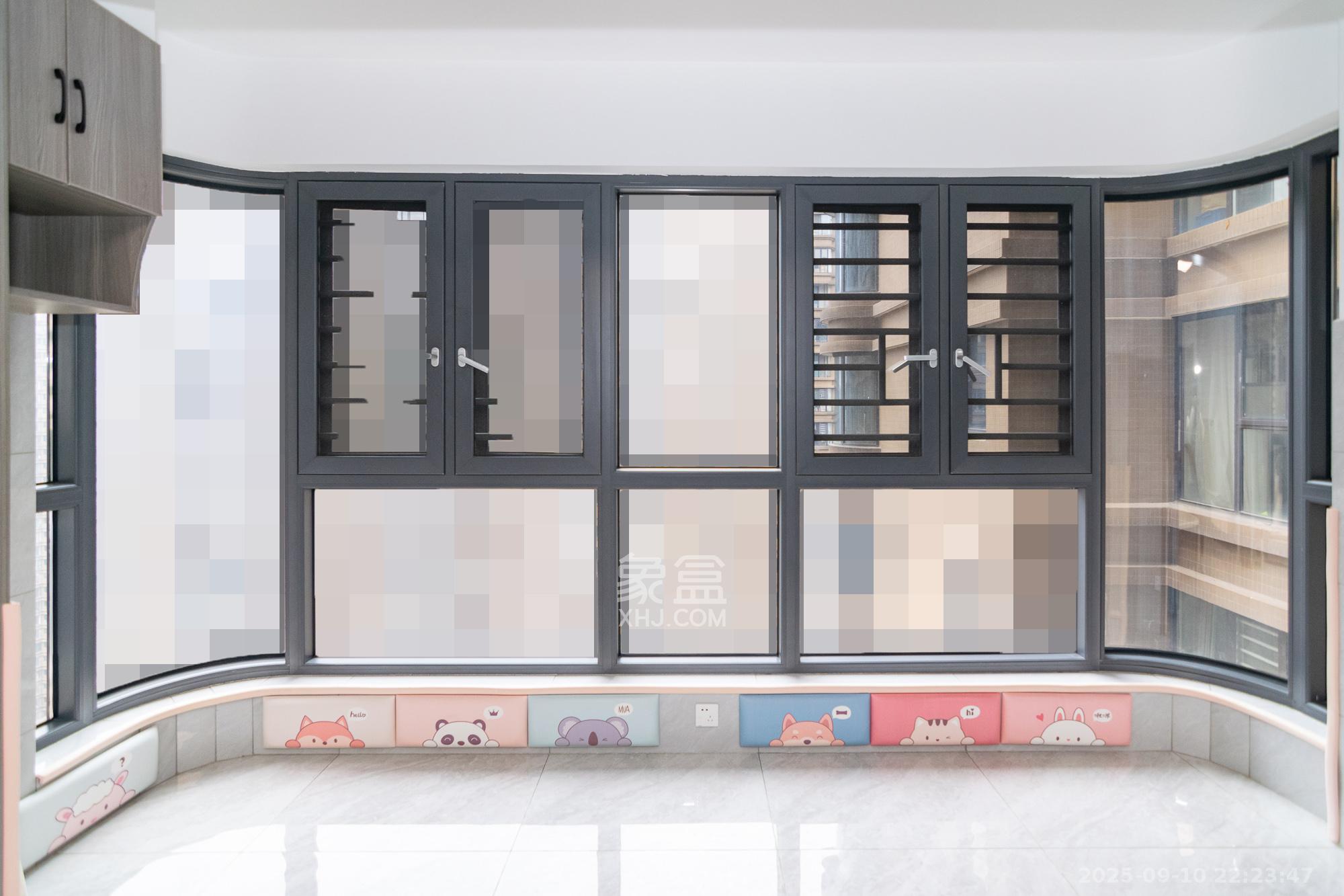 润和长郡（润和紫郡二三期）  4室2厅2卫    99.5万阳台