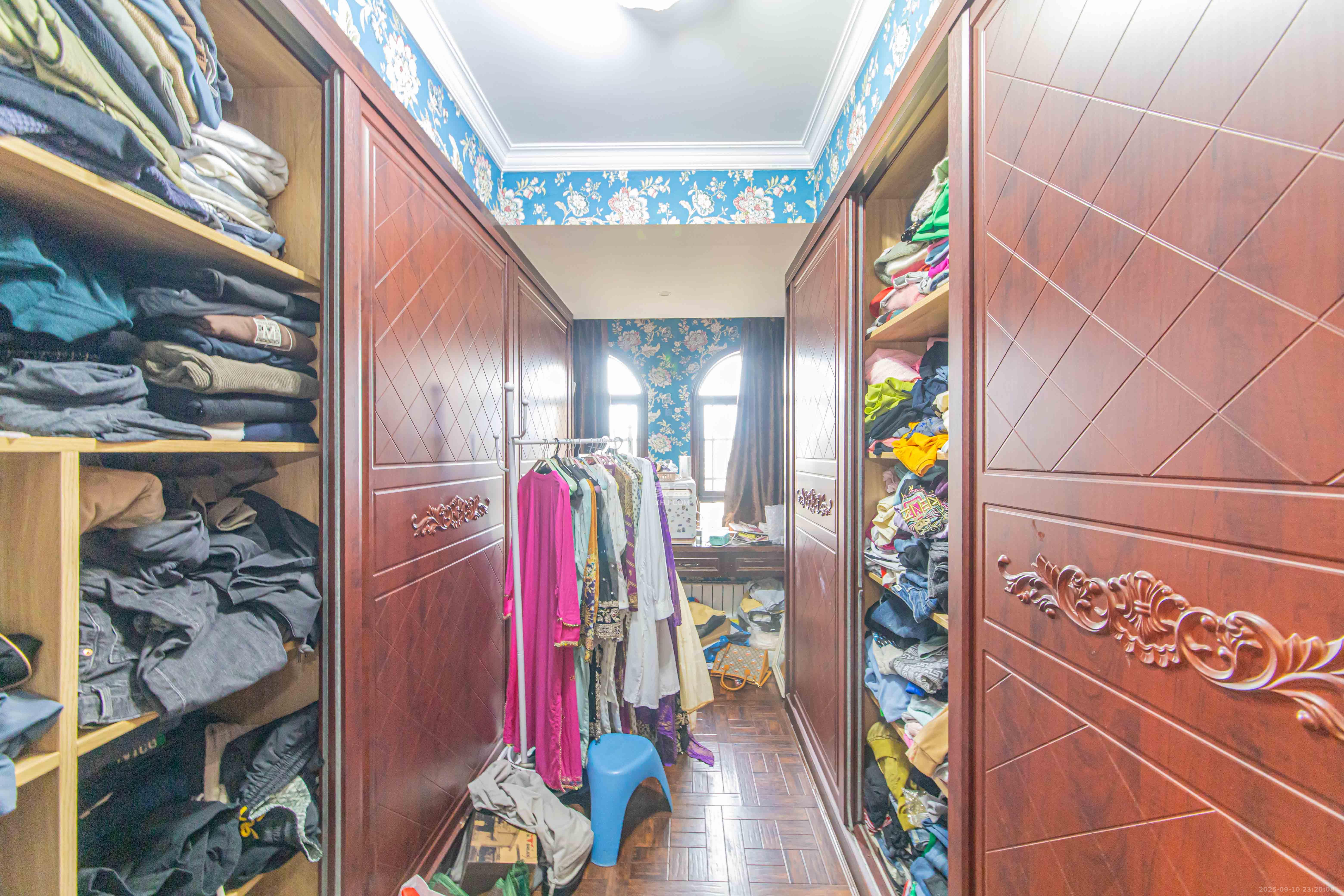 中信凯旋蓝岸(中信新城三期)  4室2厅2卫    136.0万 中信凯旋蓝岸(中信新城三期)  4室2厅2卫    136.0万其他