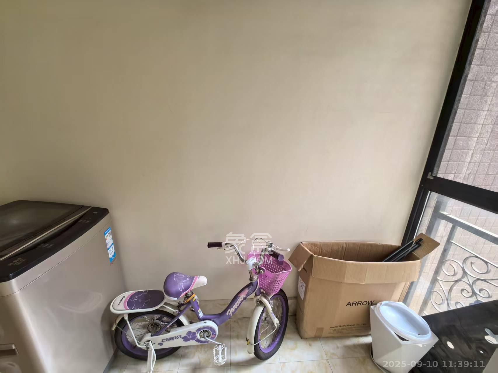 东方名苑臻锦园  2室2厅1卫    1800.0元/月 东方名苑臻锦园  2室2厅1卫    1800.0元/月室内图