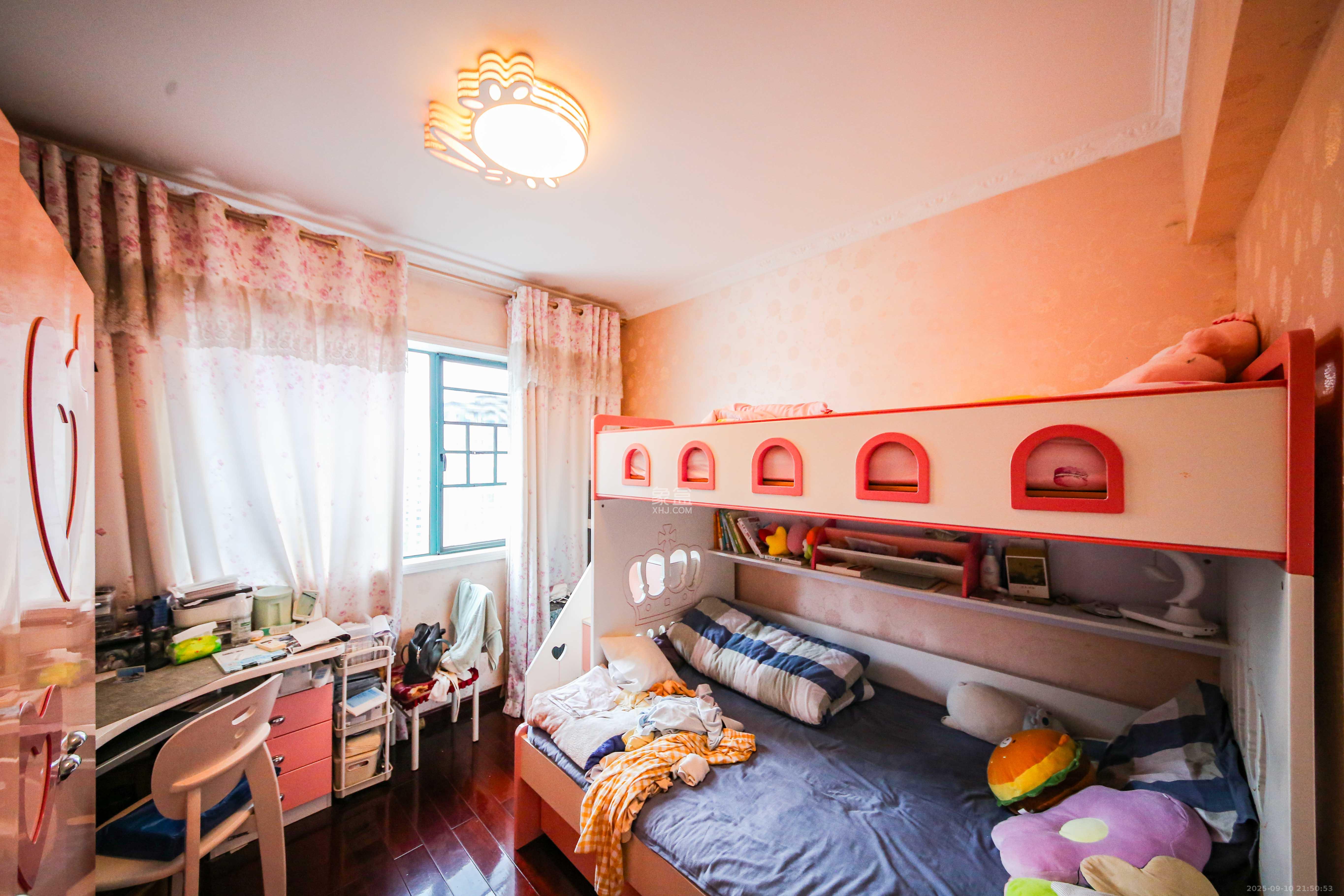 才子嘉都  4室2厅2卫    96.0万卧室