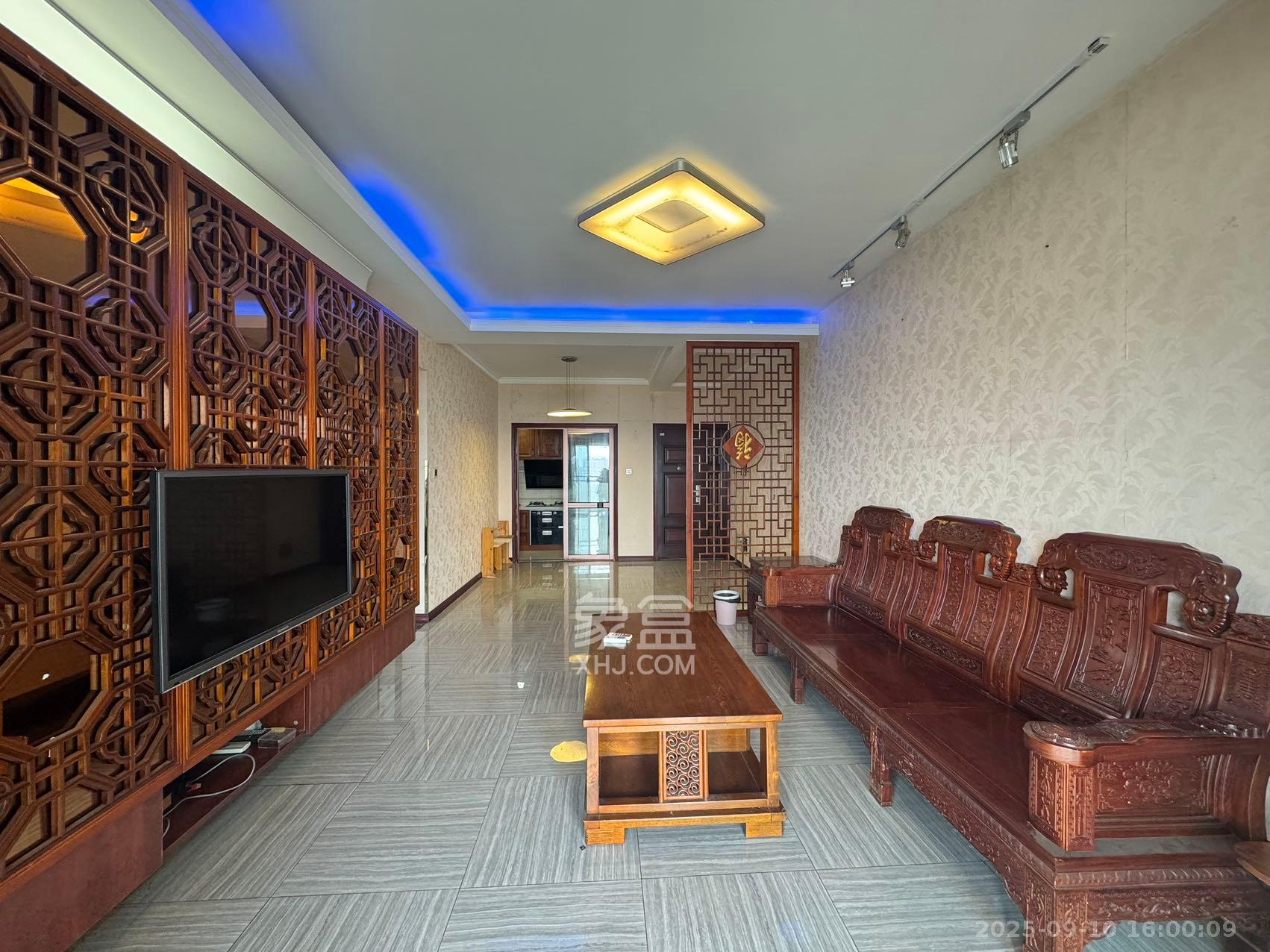 湘域熙岸 2室2厅1卫 2500.0元/月 湘域熙岸 2室2厅1卫 2500.0元/月室内图