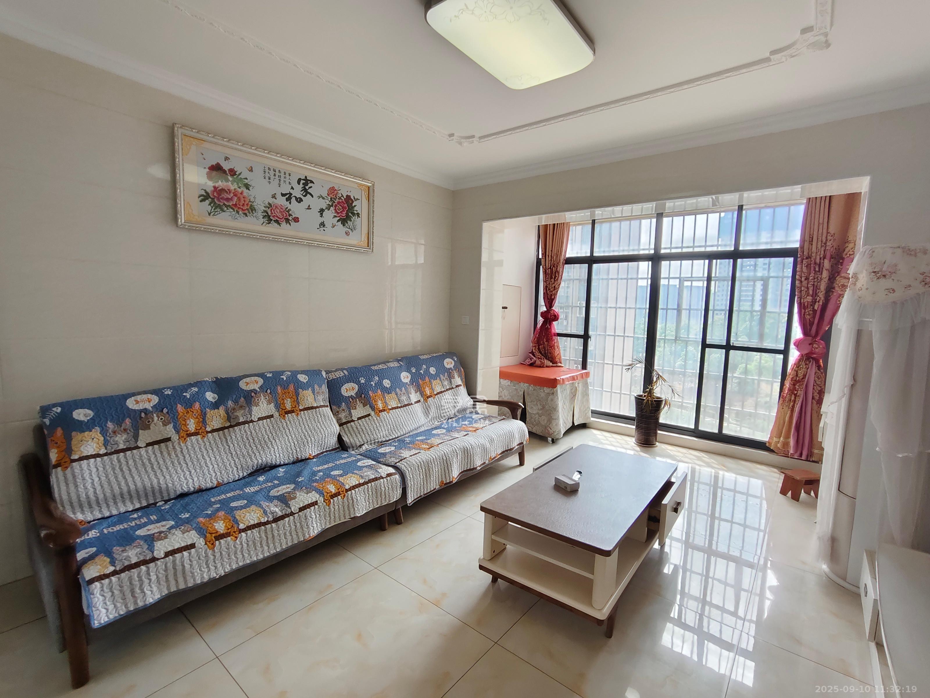 洋湖和园(福联嘉苑) 3室1厅2卫 2500.0元/月 洋湖和园(福联嘉苑) 3室1厅2卫 2500.0元/月室内图