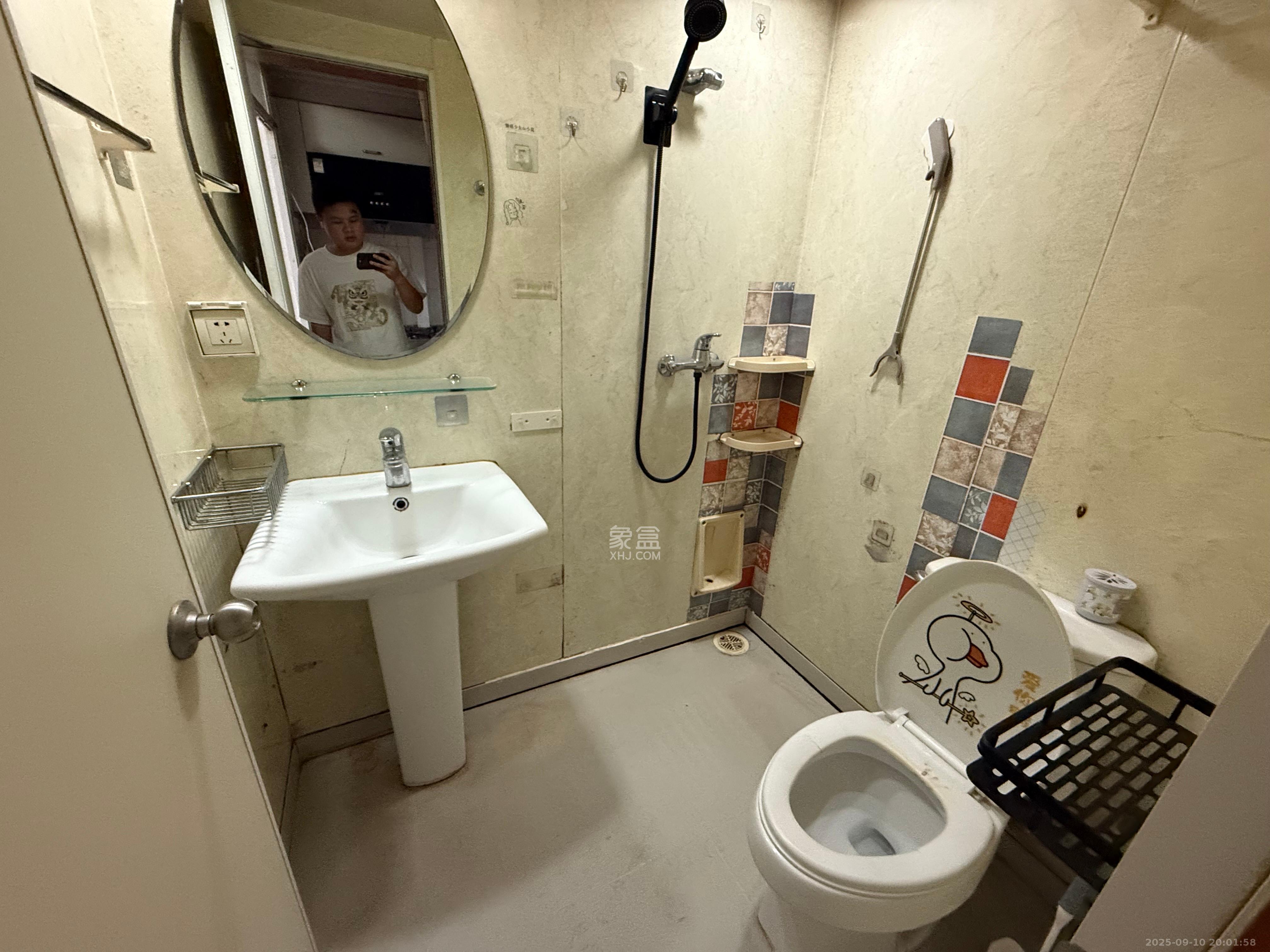 曙光大邸 1室1厅1卫 1400.0元/月 曙光大邸 1室1厅1卫 1400.0元/月室内图