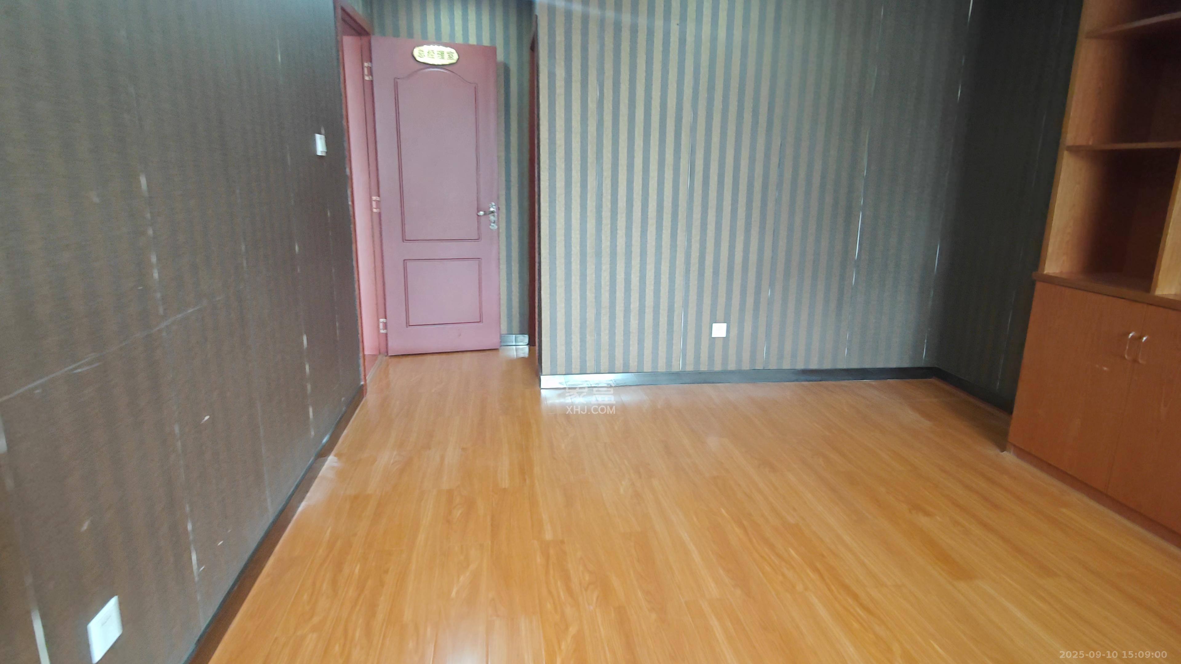 时代帝景  1室1厅1卫    4200.0元/月室内图