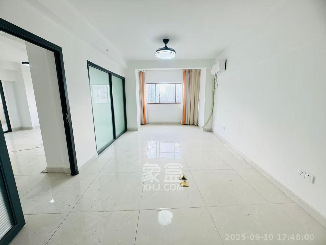 兰卡威国际 1室0厅1卫 3600.0元/月 兰卡威国际 1室0厅1卫 3600.0元/月室内图