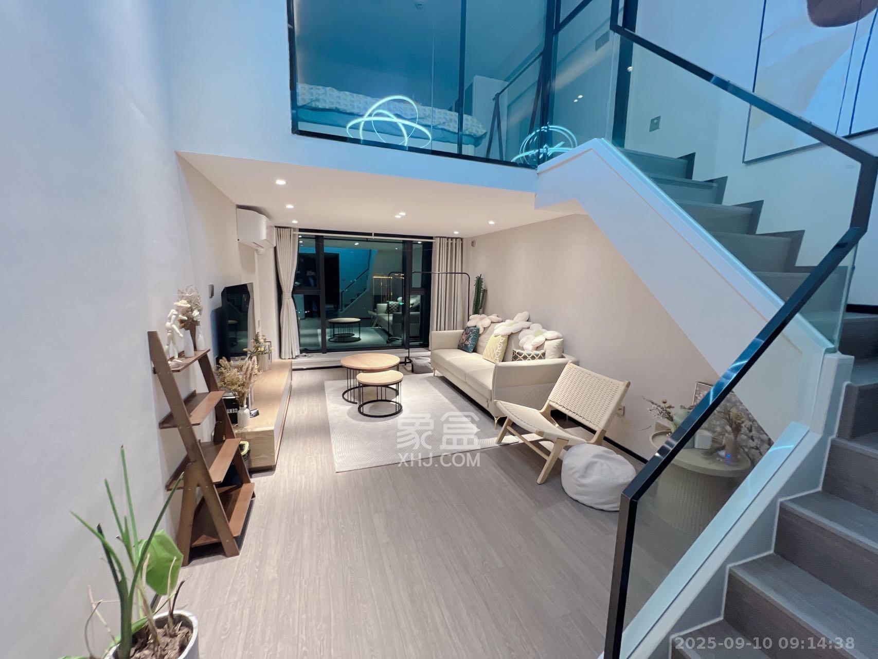 中一鲲出（鲲鹏府）  1室1厅1卫    2600.0元/月室内图