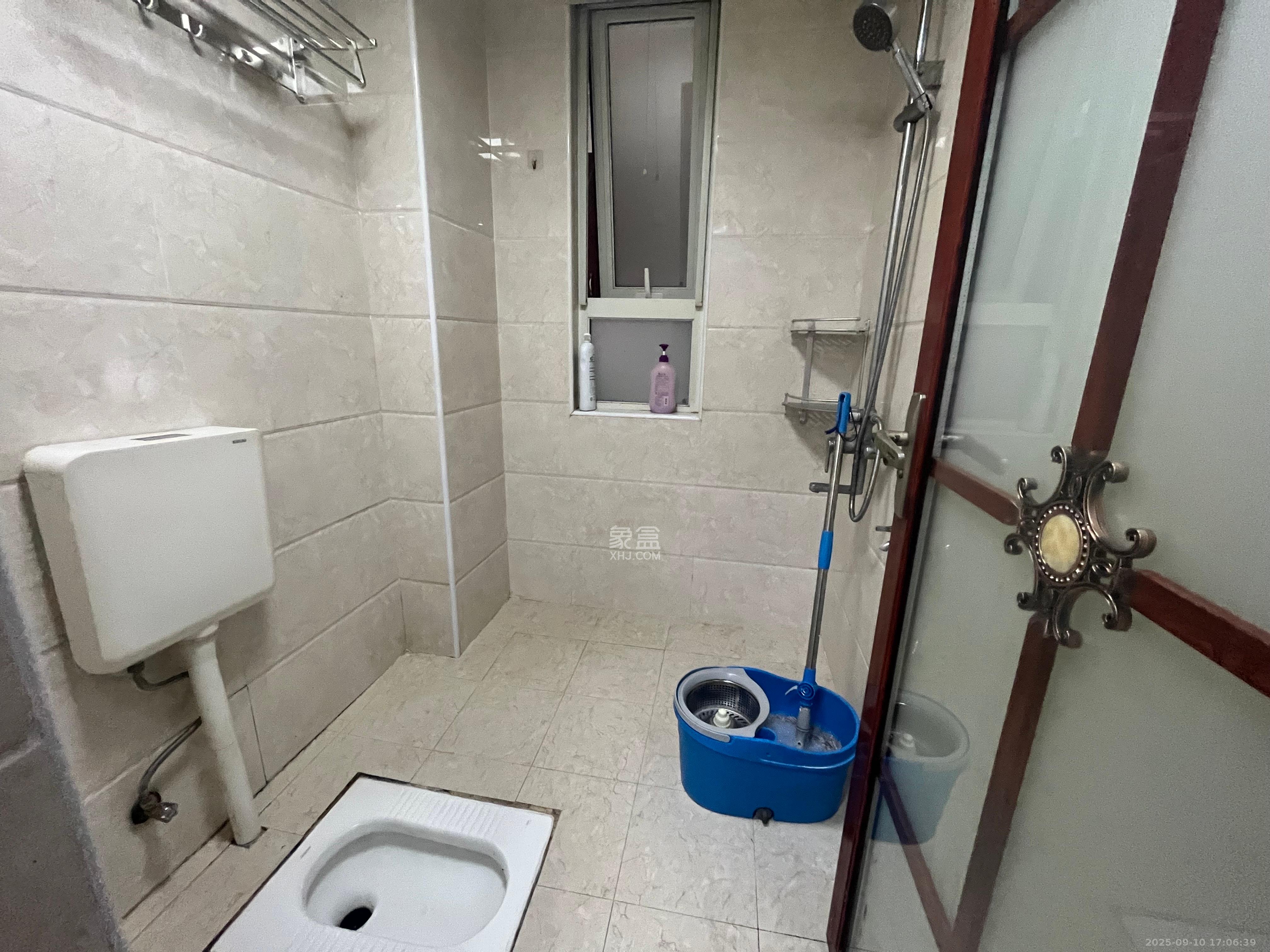 北辰三角洲E4区  3室2厅1卫    3100.0元/月室内图