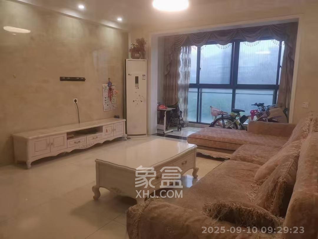 融科东南海 4室2厅2卫 3500.0元/月 融科东南海 4室2厅2卫 3500.0元/月室内图