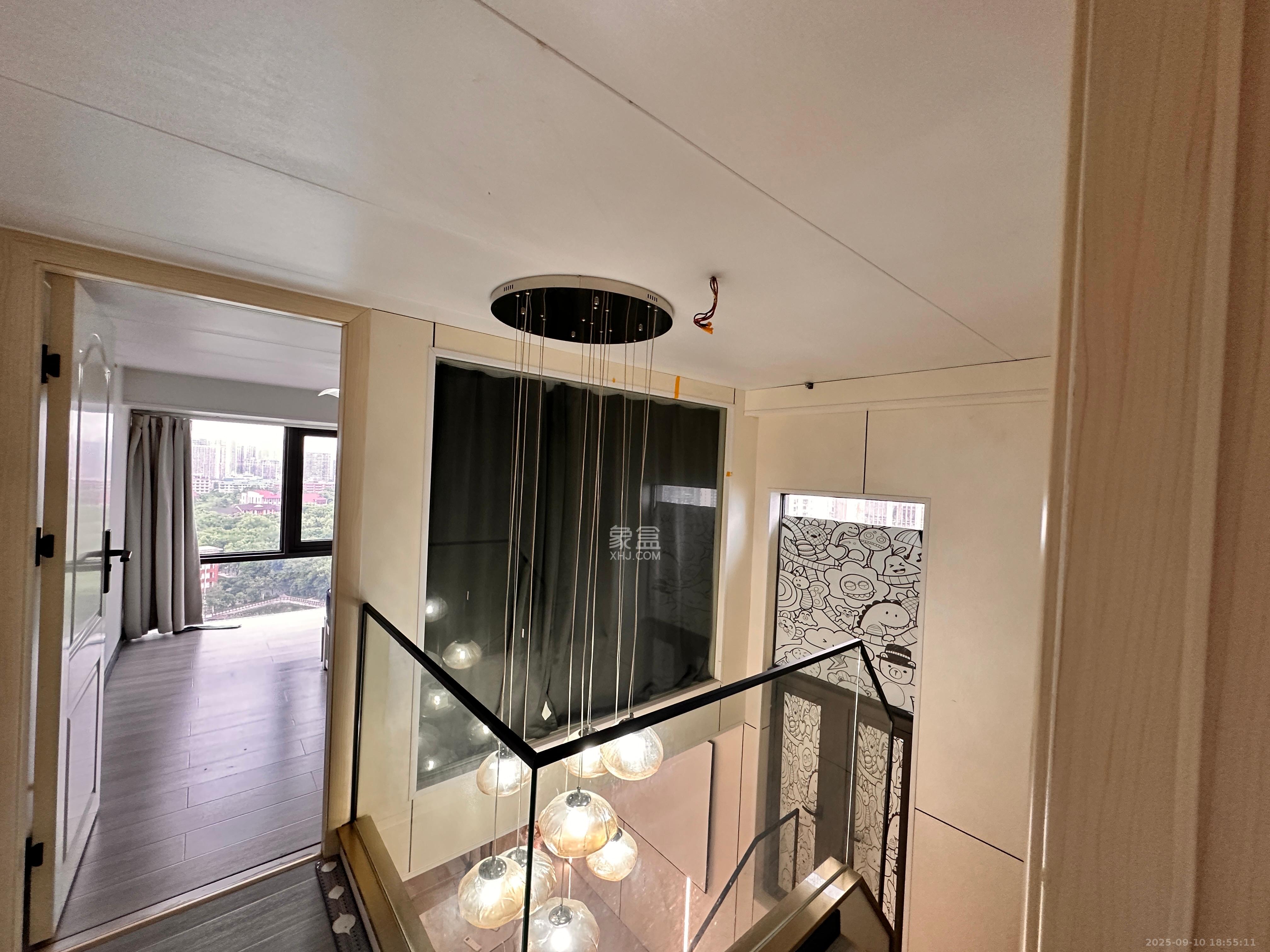 时代MOMA云PARK 2室2厅1卫 2800.0元/月 时代MOMA云PARK 2室2厅1卫 2800.0元/月室内图