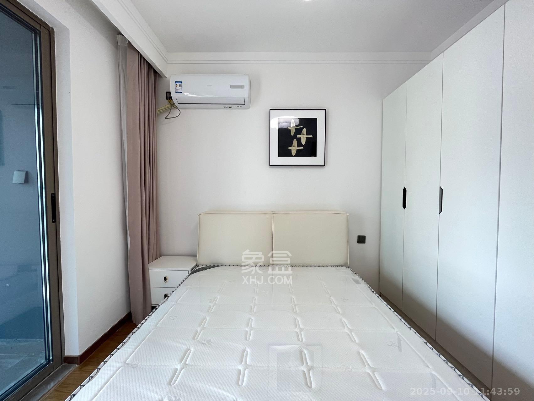 旭辉雨花郡  3室2厅2卫    4300.0元/月 旭辉雨花郡  3室2厅2卫    4300.0元/月室内图