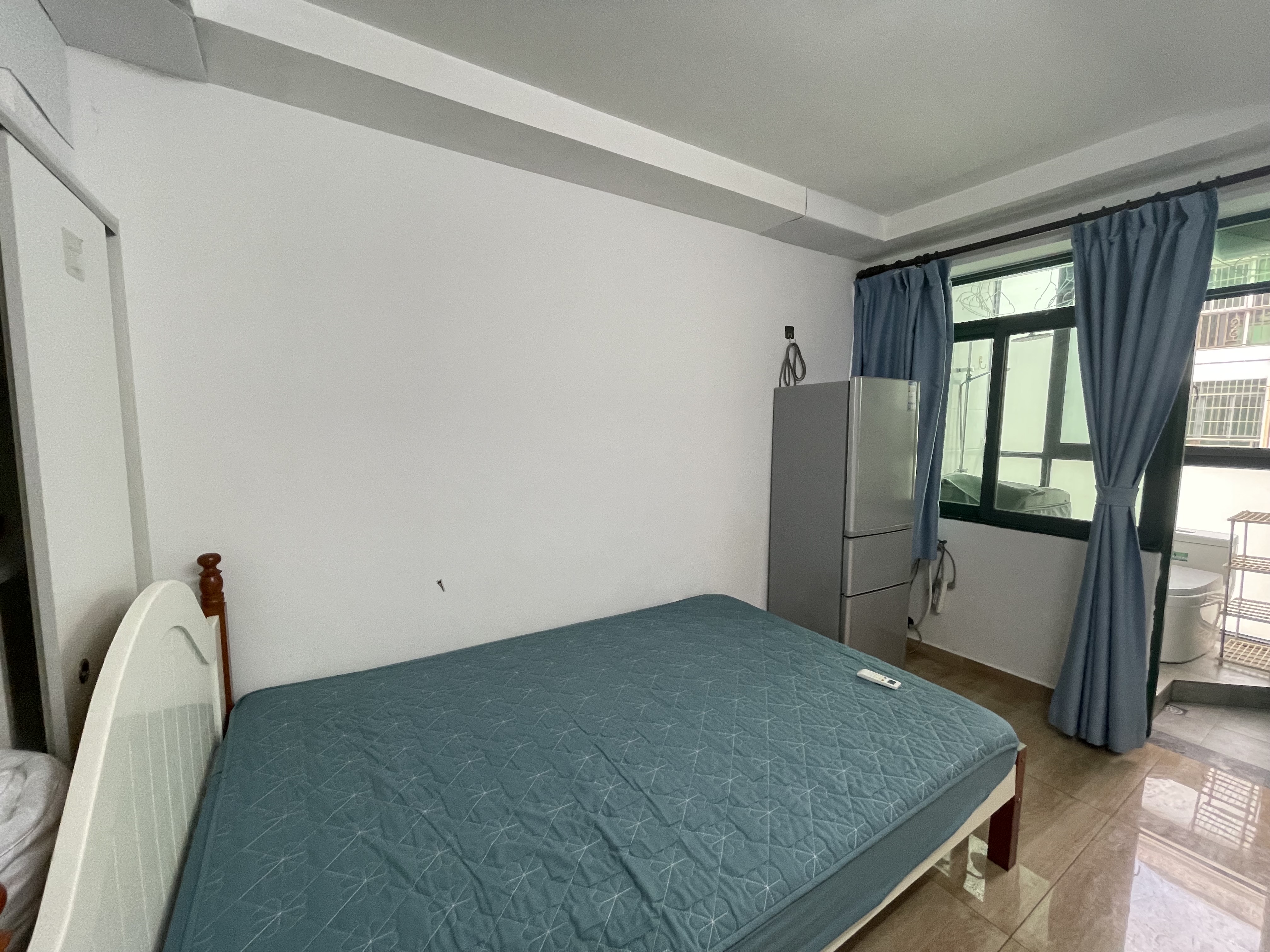 现代花园一期 1室0厅1卫 800.0元/月 现代花园一期 1室0厅1卫 800.0元/月室内图