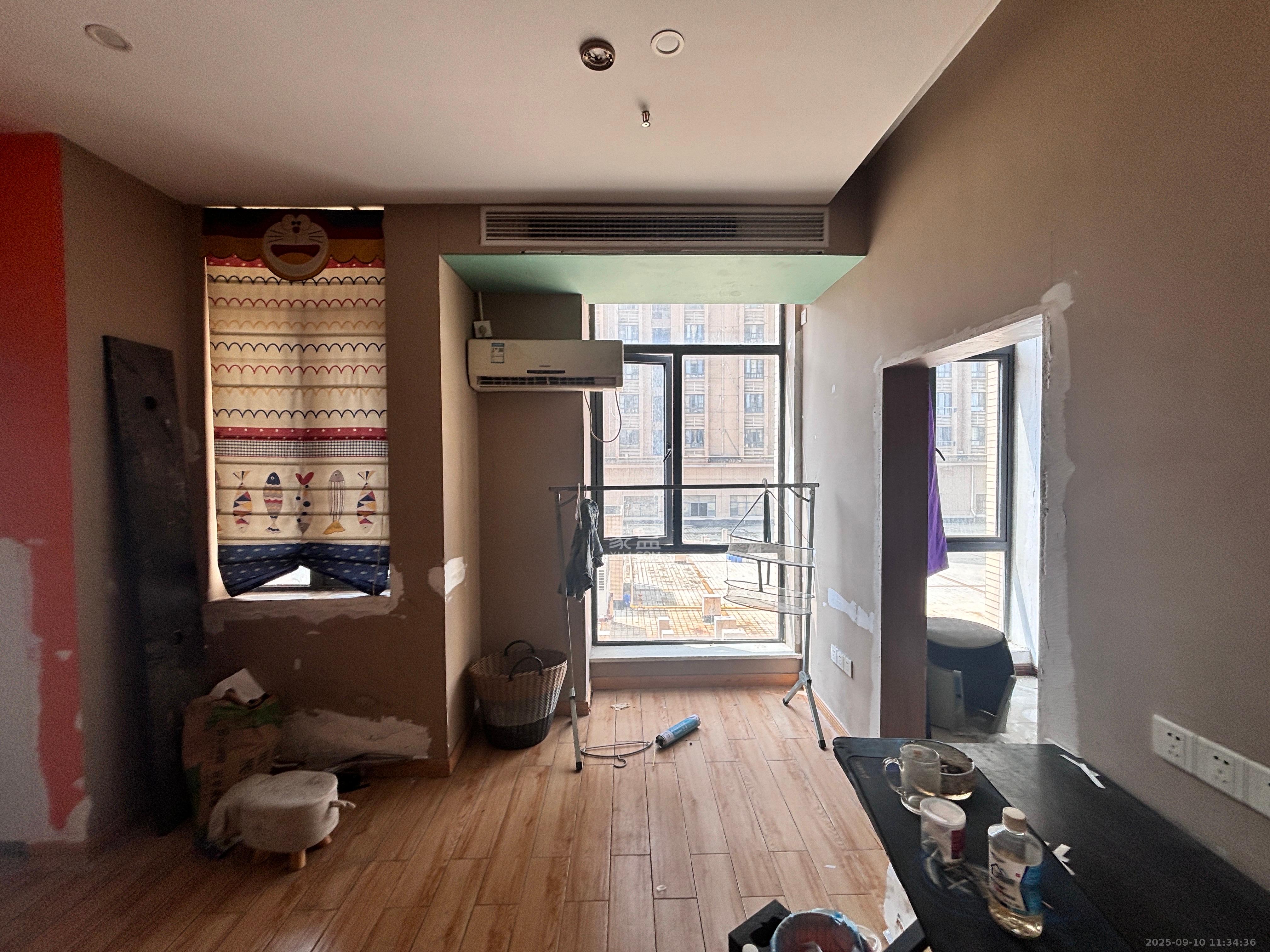 西子湖畔沃府  1室1厅1卫    2000.0元/月 西子湖畔沃府  1室1厅1卫    2000.0元/月室内图