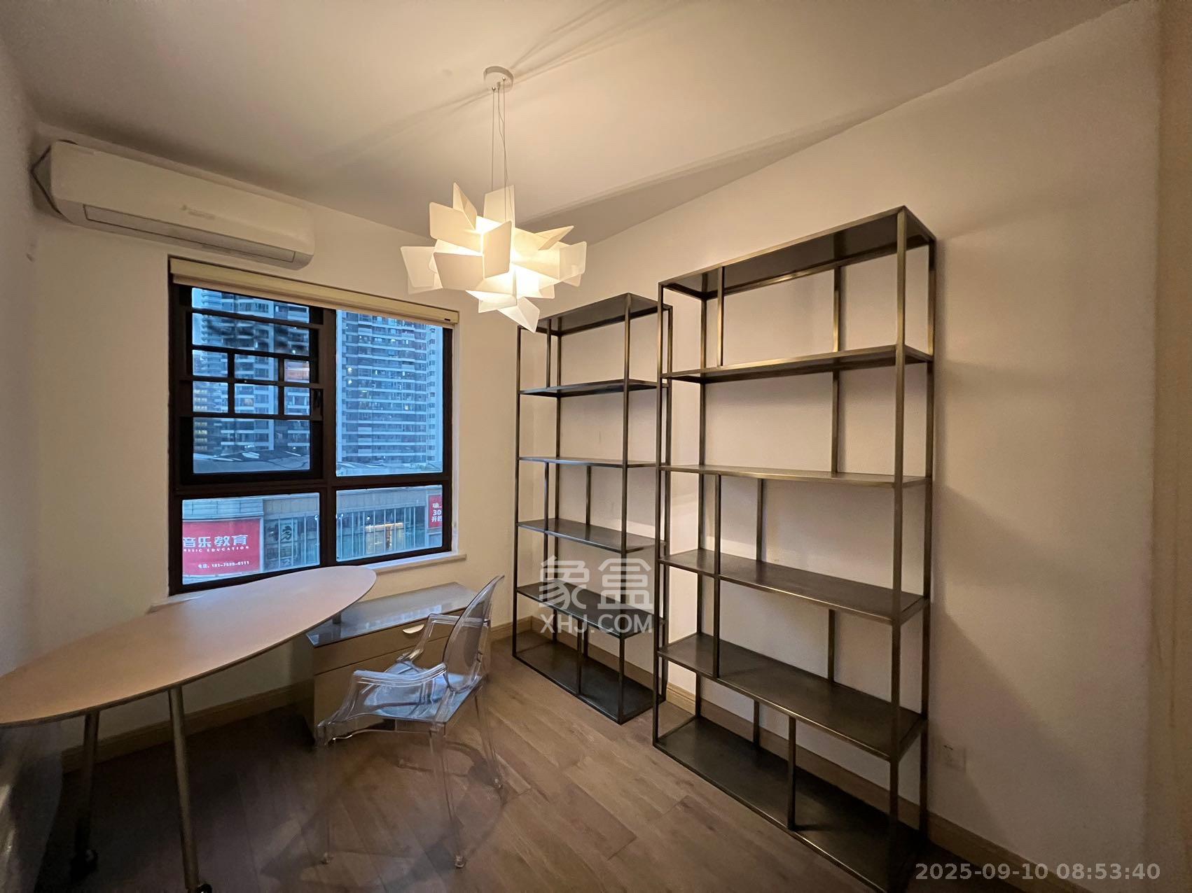 保利西海岸B区  3室2厅2卫    5000.0元/月室内图