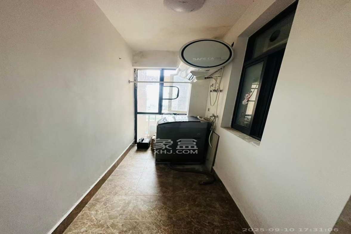 雅阁国际 1室1厅1卫 1400.0元/月 雅阁国际 1室1厅1卫 1400.0元/月户型图