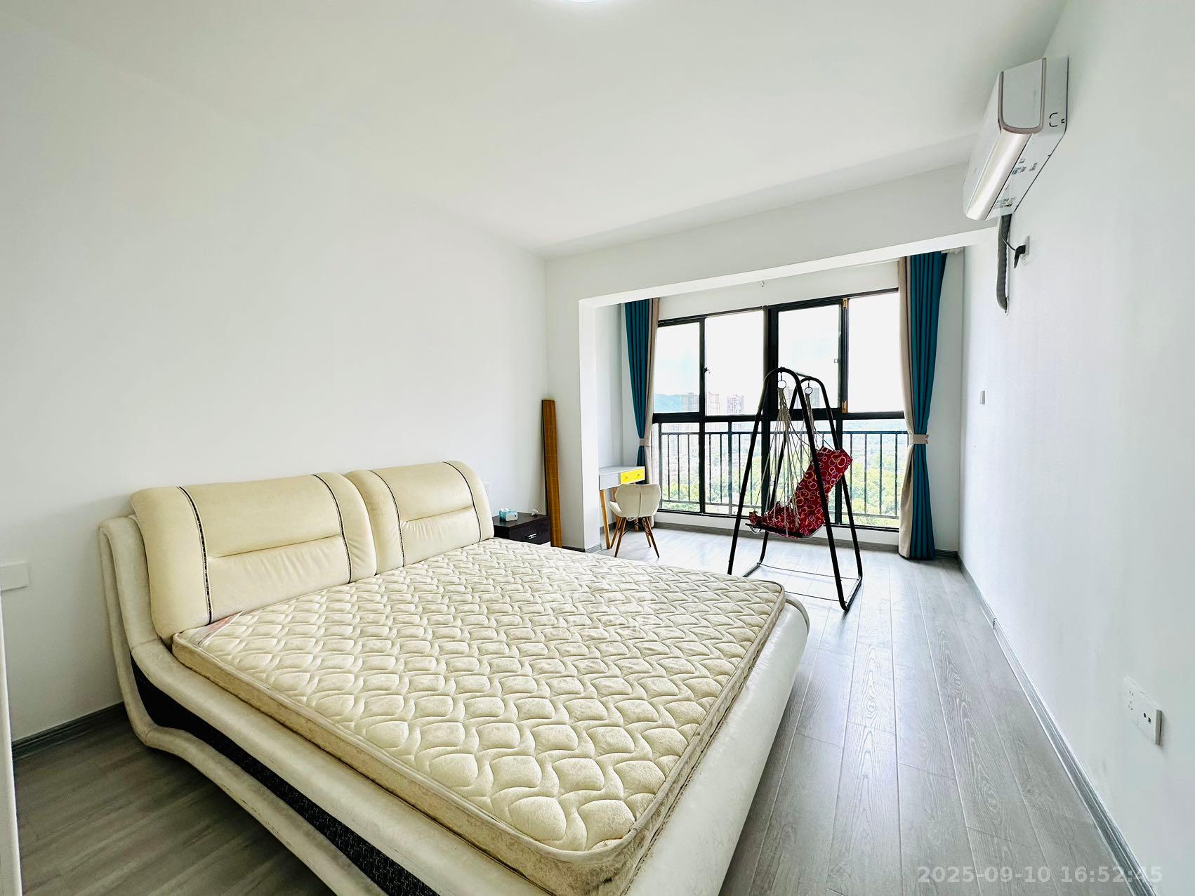 望兴景园二期（望兴西西里）  2室1厅1卫    2500.0元/月室内图