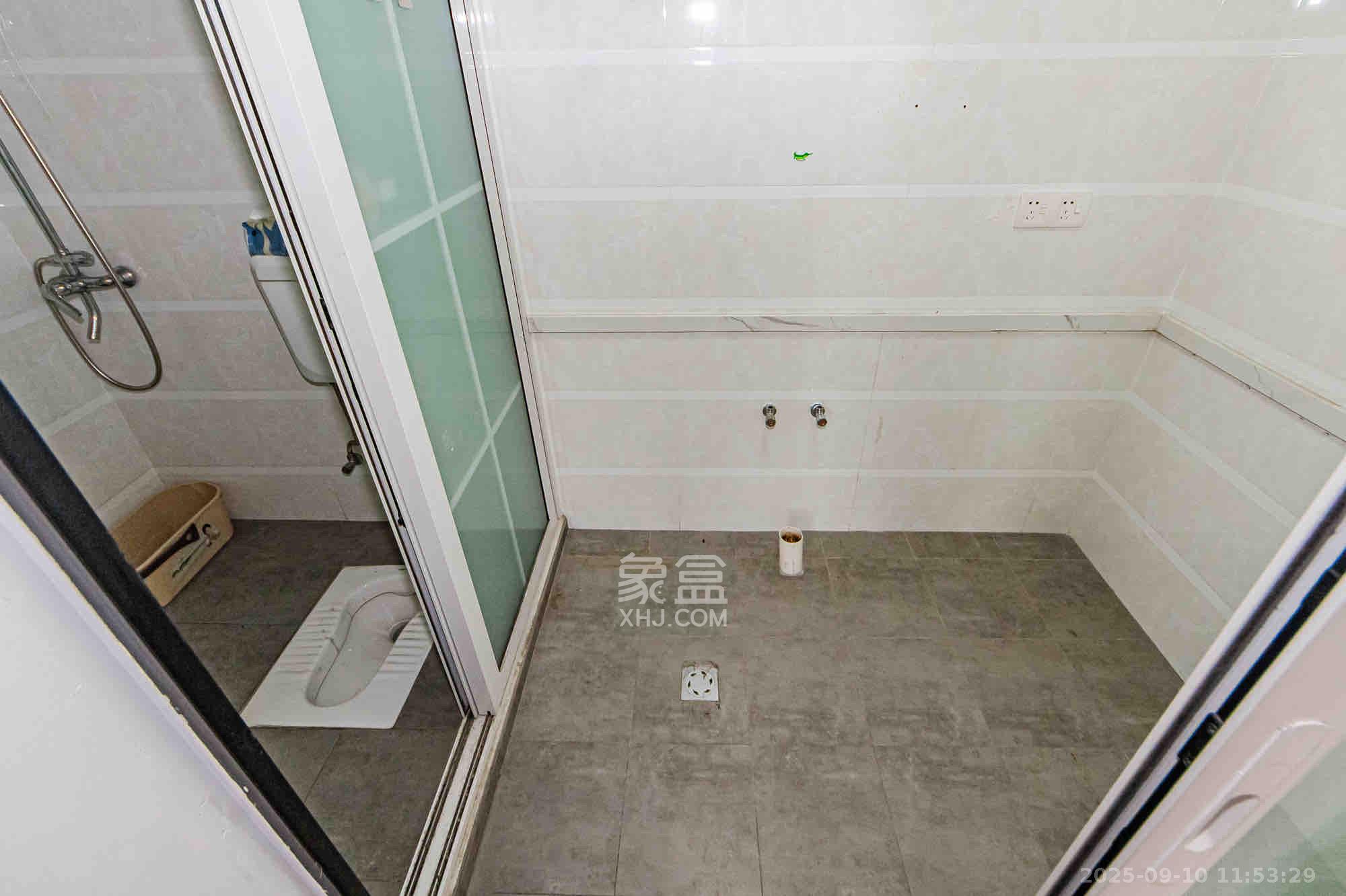 北辰三角洲B1E1区  3室2厅1卫    5500.0元/月室内图