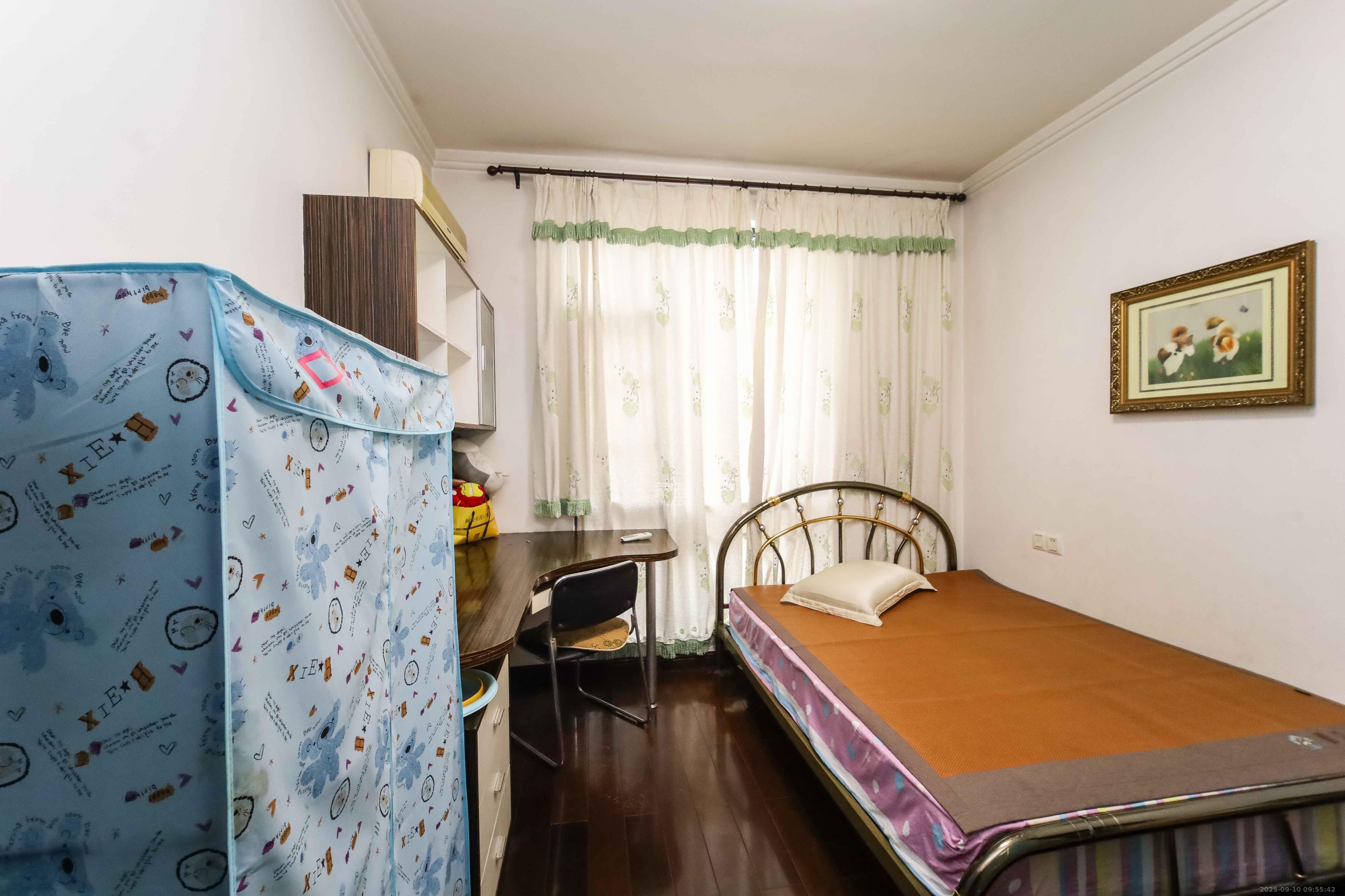 仁和香堤雅境  3室2厅2卫    3000.0元/月室内图