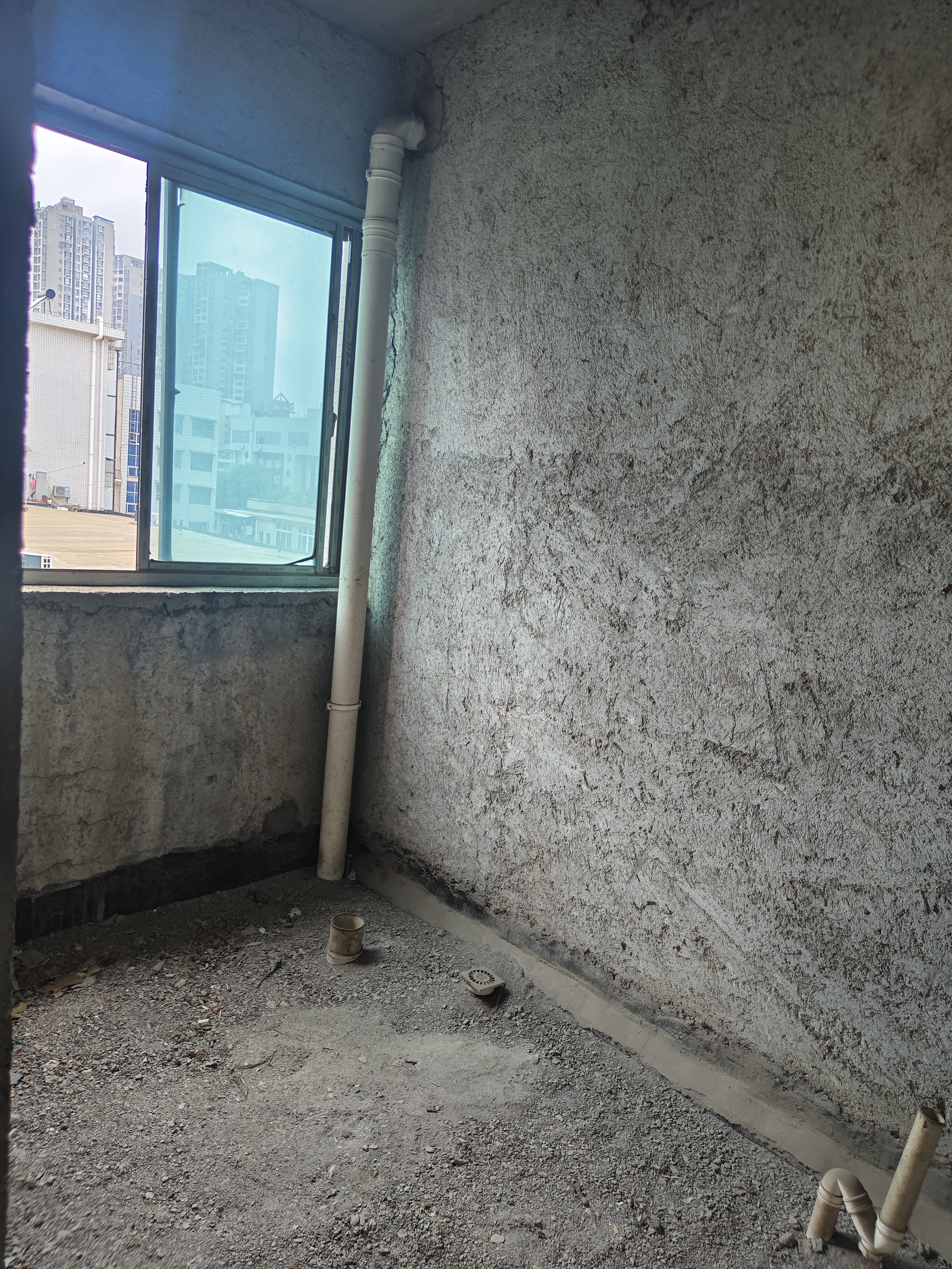 三中教师村 1室0厅0卫 39.8万 三中教师村 1室0厅0卫 39.8万客厅