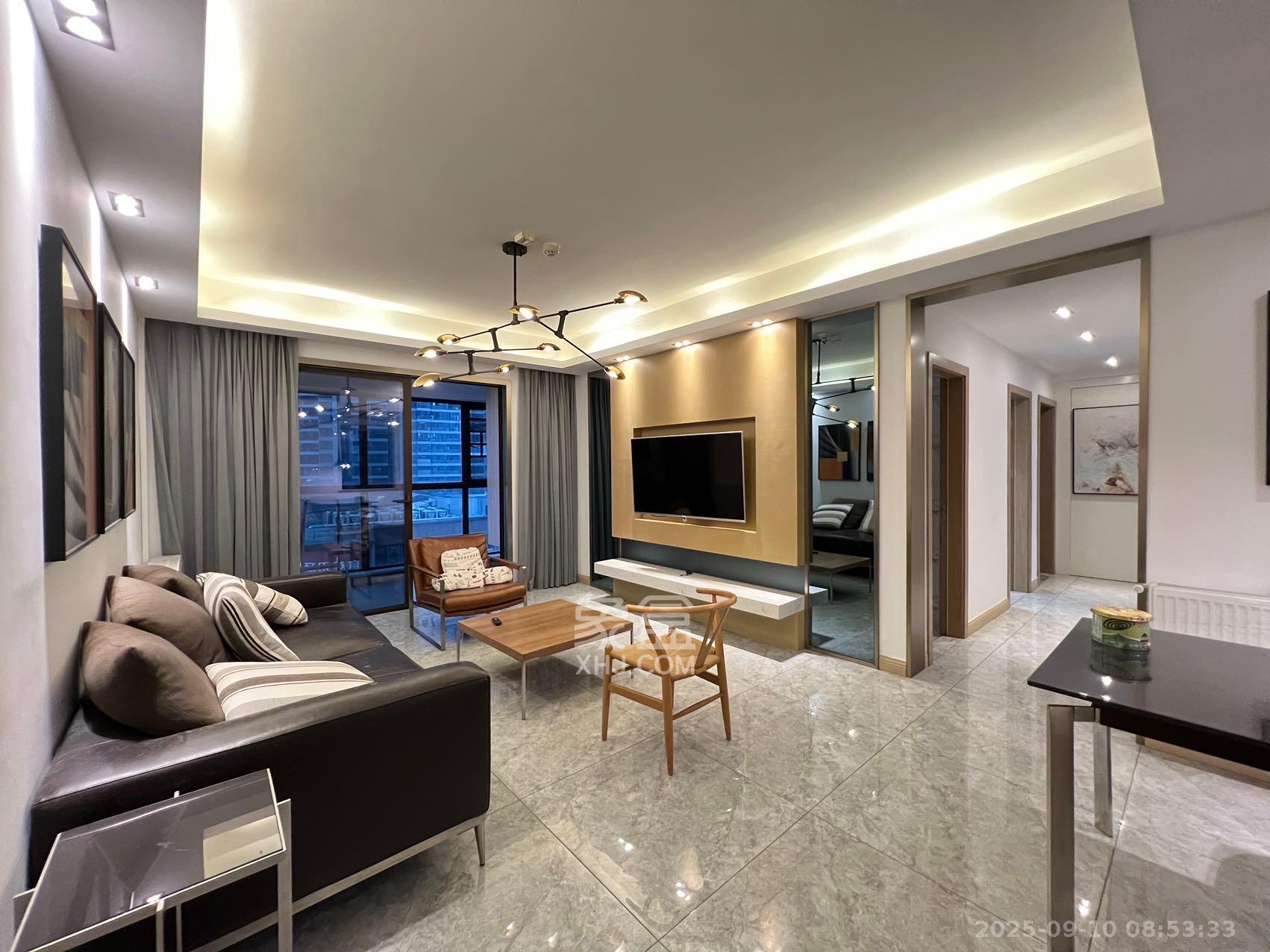 保利西海岸B区  3室2厅2卫    5000.0元/月室内图