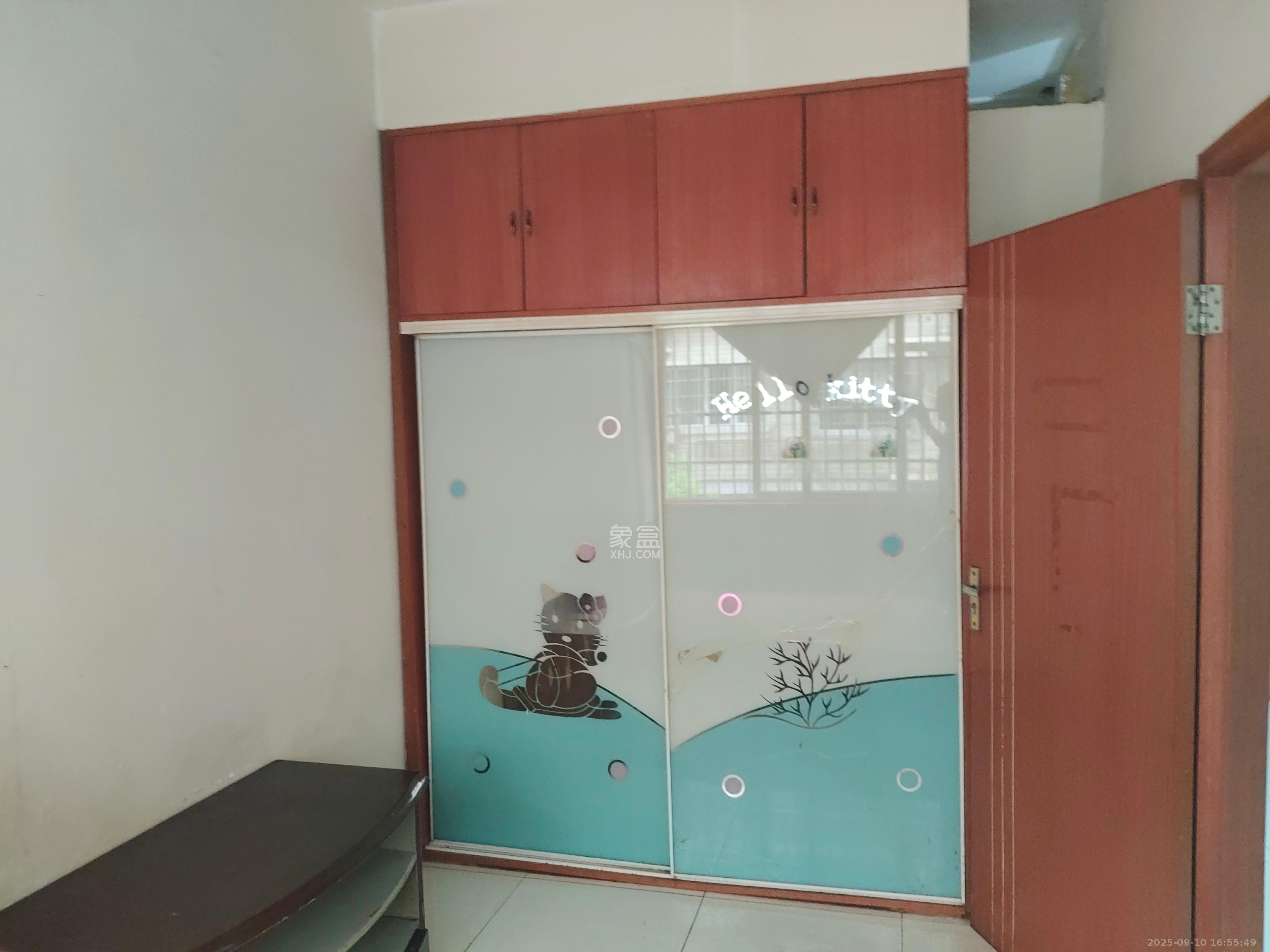 新桥沁园（银港农贸市场）  1室0厅0卫    1100.0元/月室内图