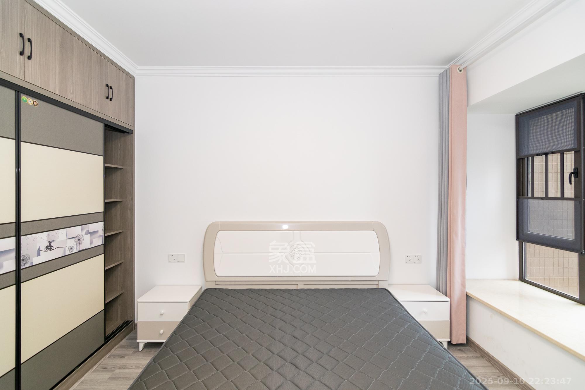 润和长郡（润和紫郡二三期）  4室2厅2卫    99.5万卧室