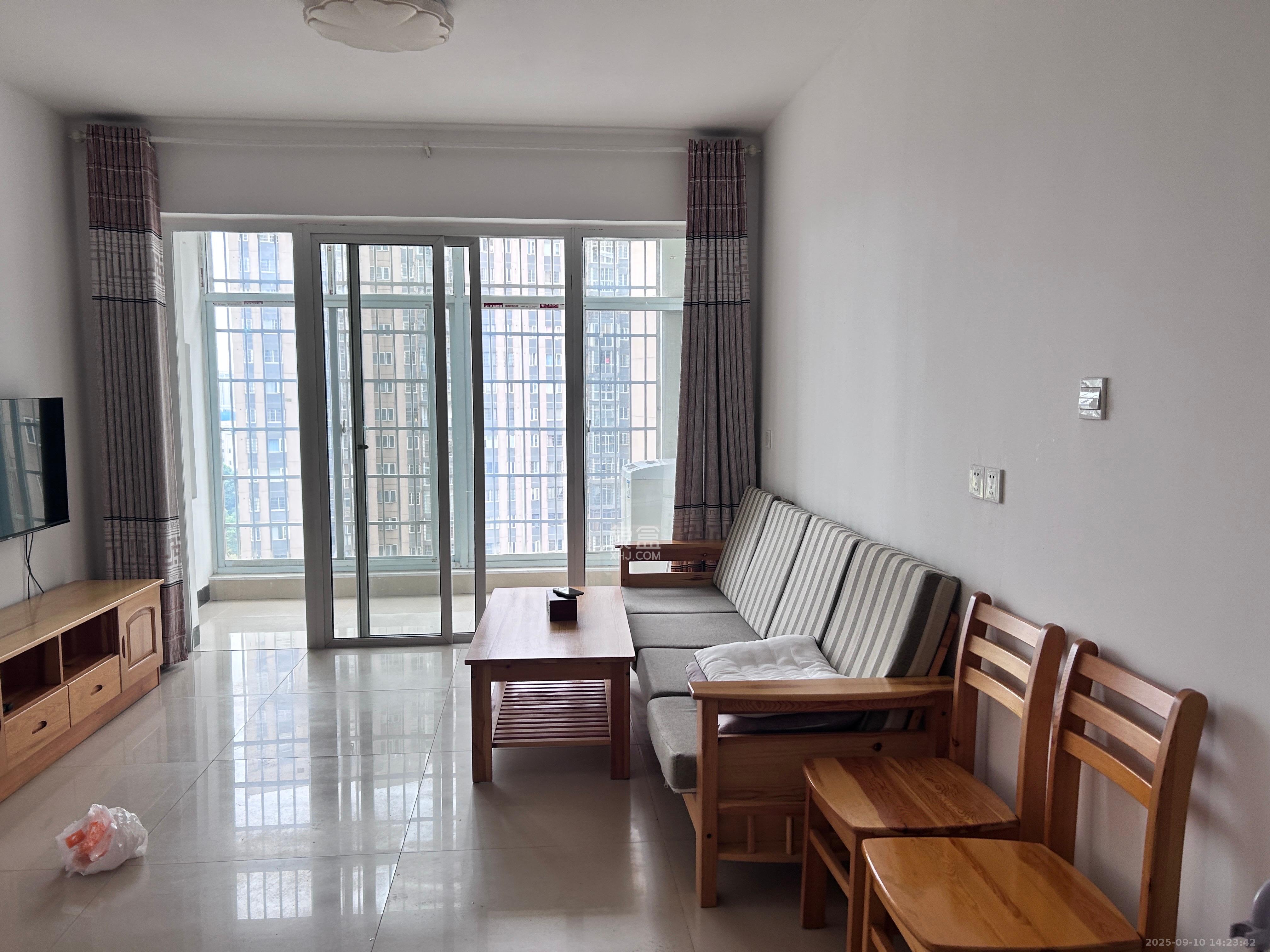 洋湖和园(福联嘉苑) 2室0厅0卫 2200.0元/月 洋湖和园(福联嘉苑) 2室0厅0卫 2200.0元/月室内图