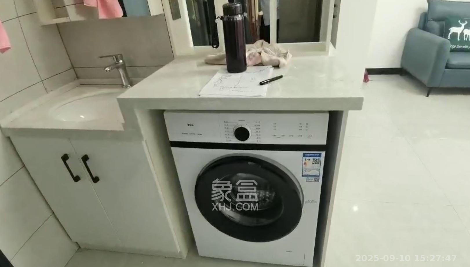 建发中央公园（建发美地）  2室1厅1卫    2800.0元/月室内图