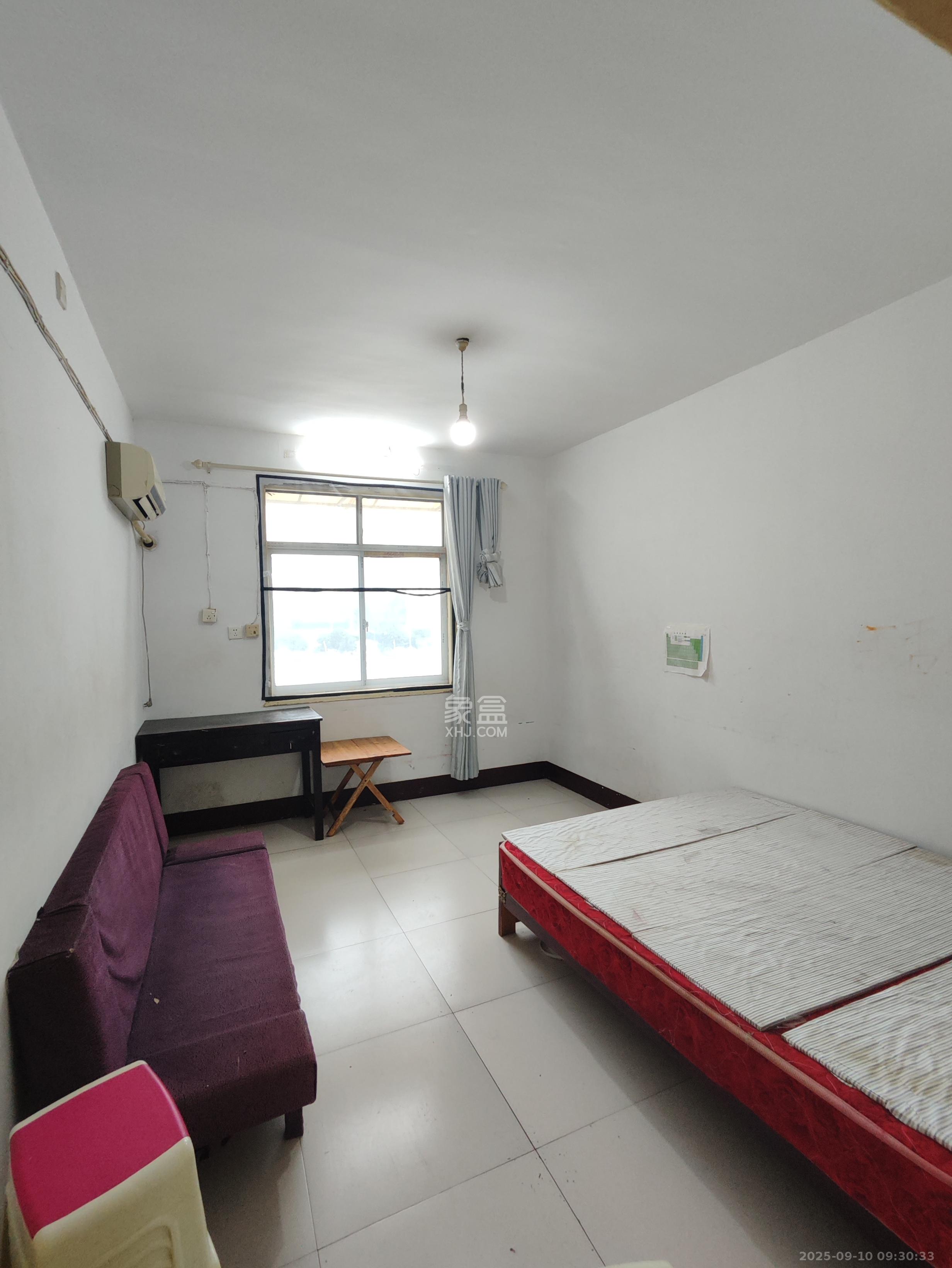 周南中学宿舍 2室1厅1卫 1600.0元/月 周南中学宿舍 2室1厅1卫 1600.0元/月室内图